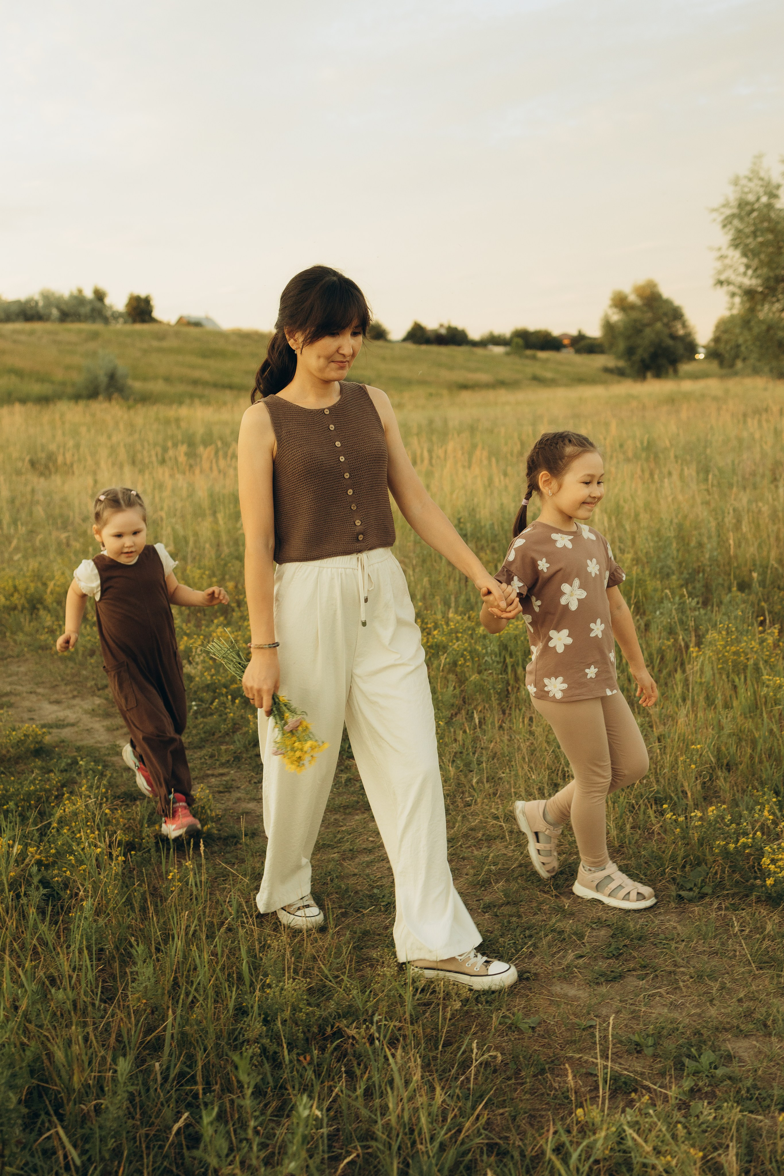 На природе. Семейный фотограф Новосибирск Фотограф на выписку Новосибирск