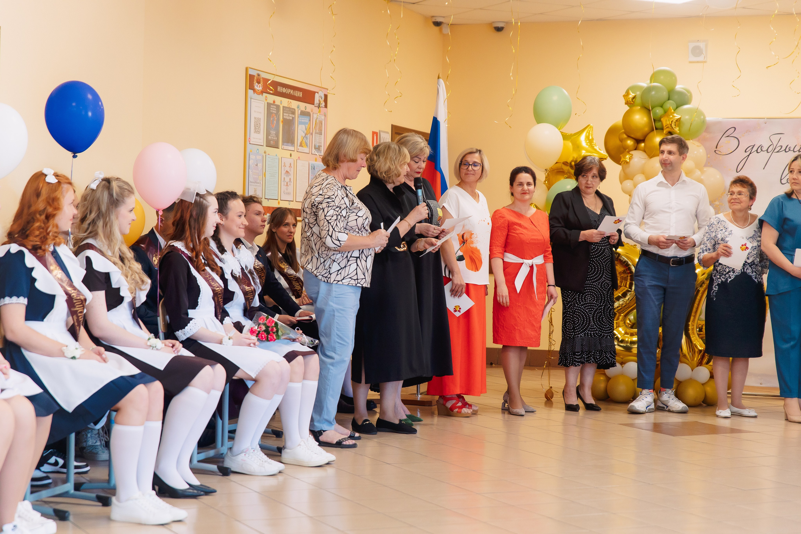 Последний звонок. Фотограф в Кронштадте и Санкт-Петербурге Анастасия Коваленко