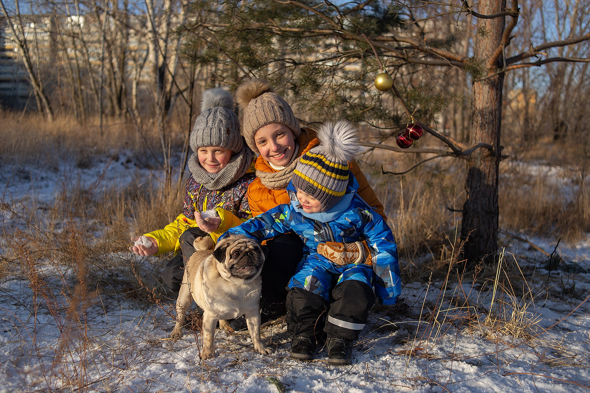 Зимняя фотопрогулка на мещерском озере с мандаринами. Детский и семейный фотограф, фотограф мероприятий Нижний Новгород