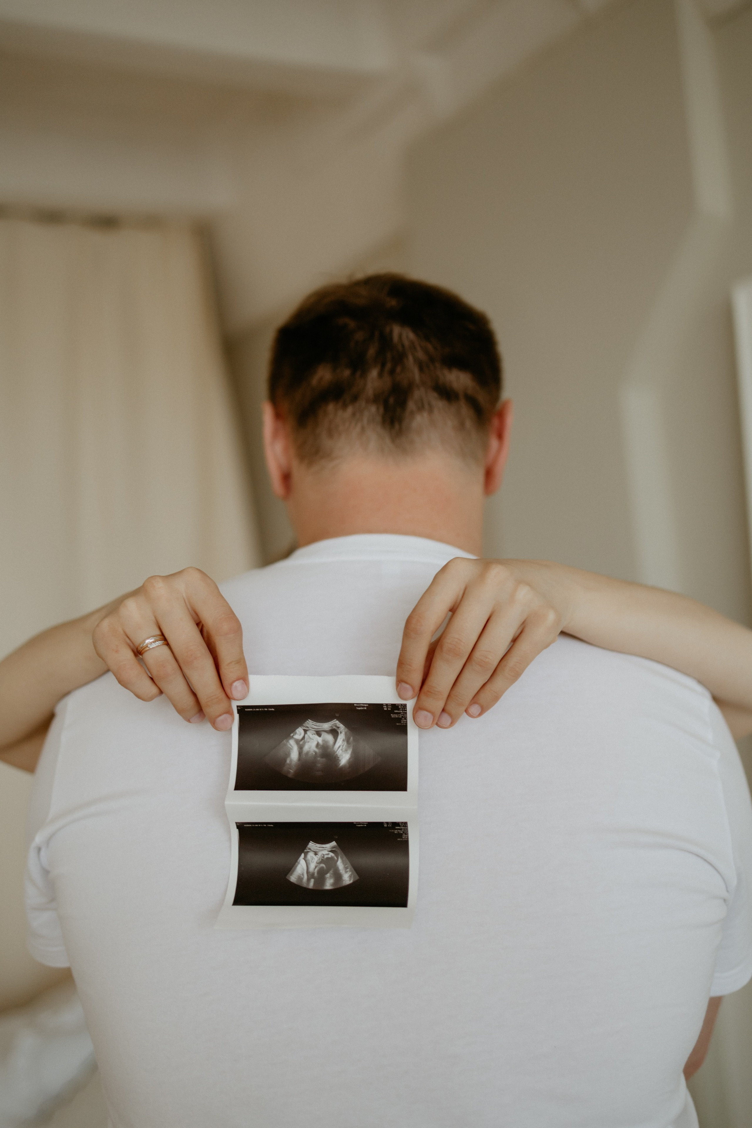 Ася и Дима в ожидании. Свадебный и портретный фотограф Минск Евсович Инна