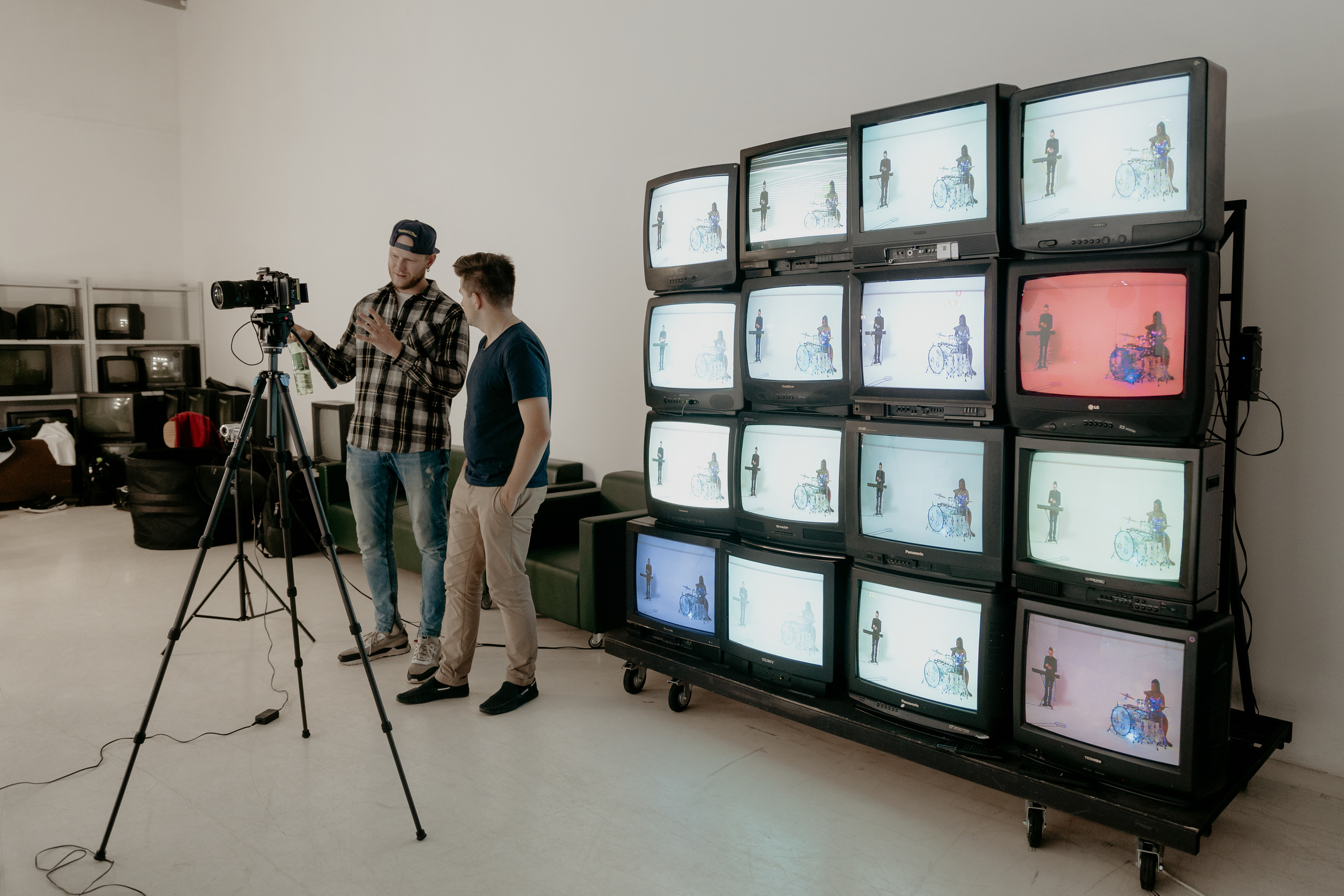 SWMS бэкстэйдж в студии Кампус. Фотограф в Москве и любой точке земного шара Алёна Вялова (Чулкова)