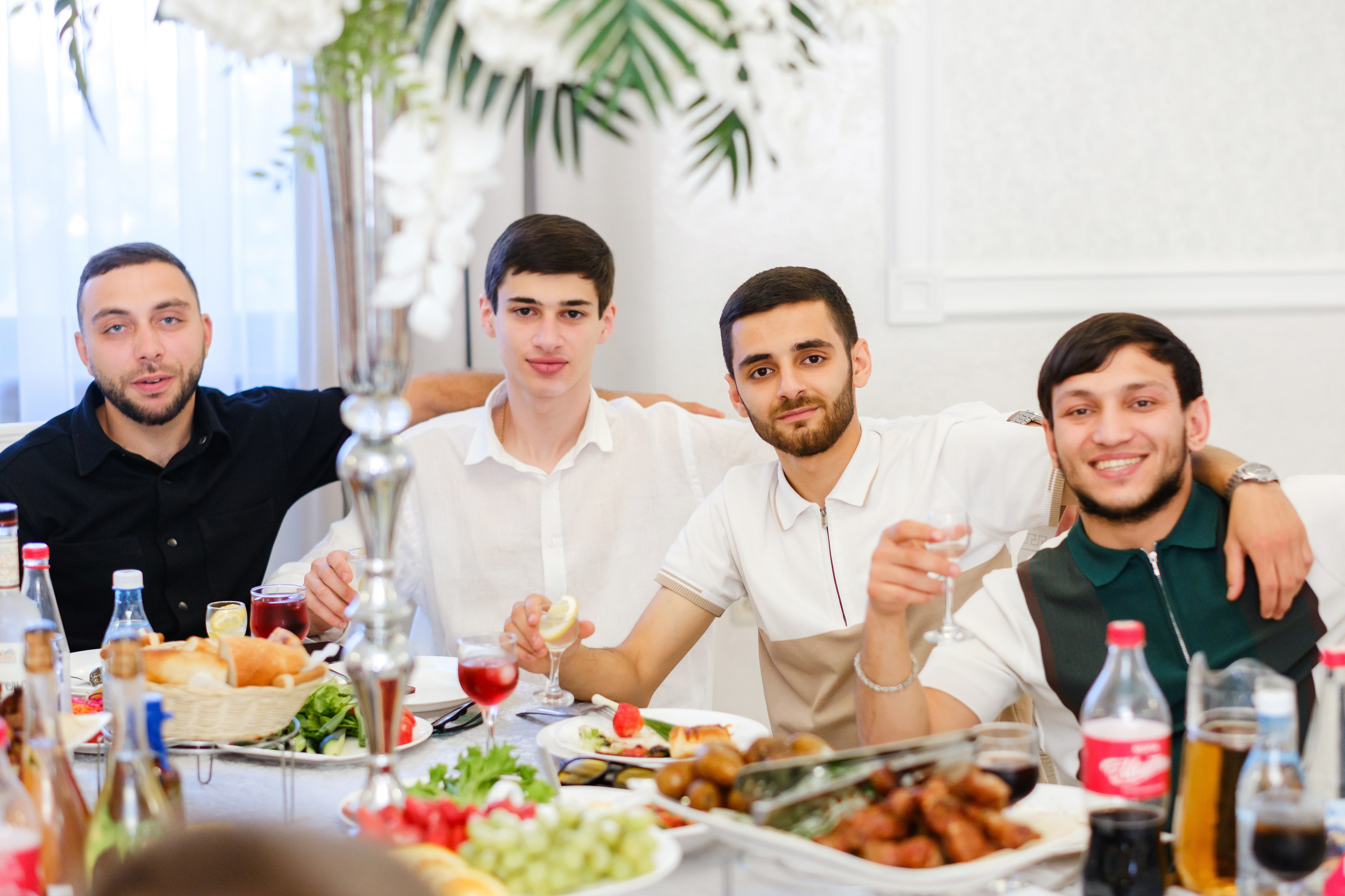 Тазабег и Диана. Свадебный фотограф | репортаж | праздники | крещение