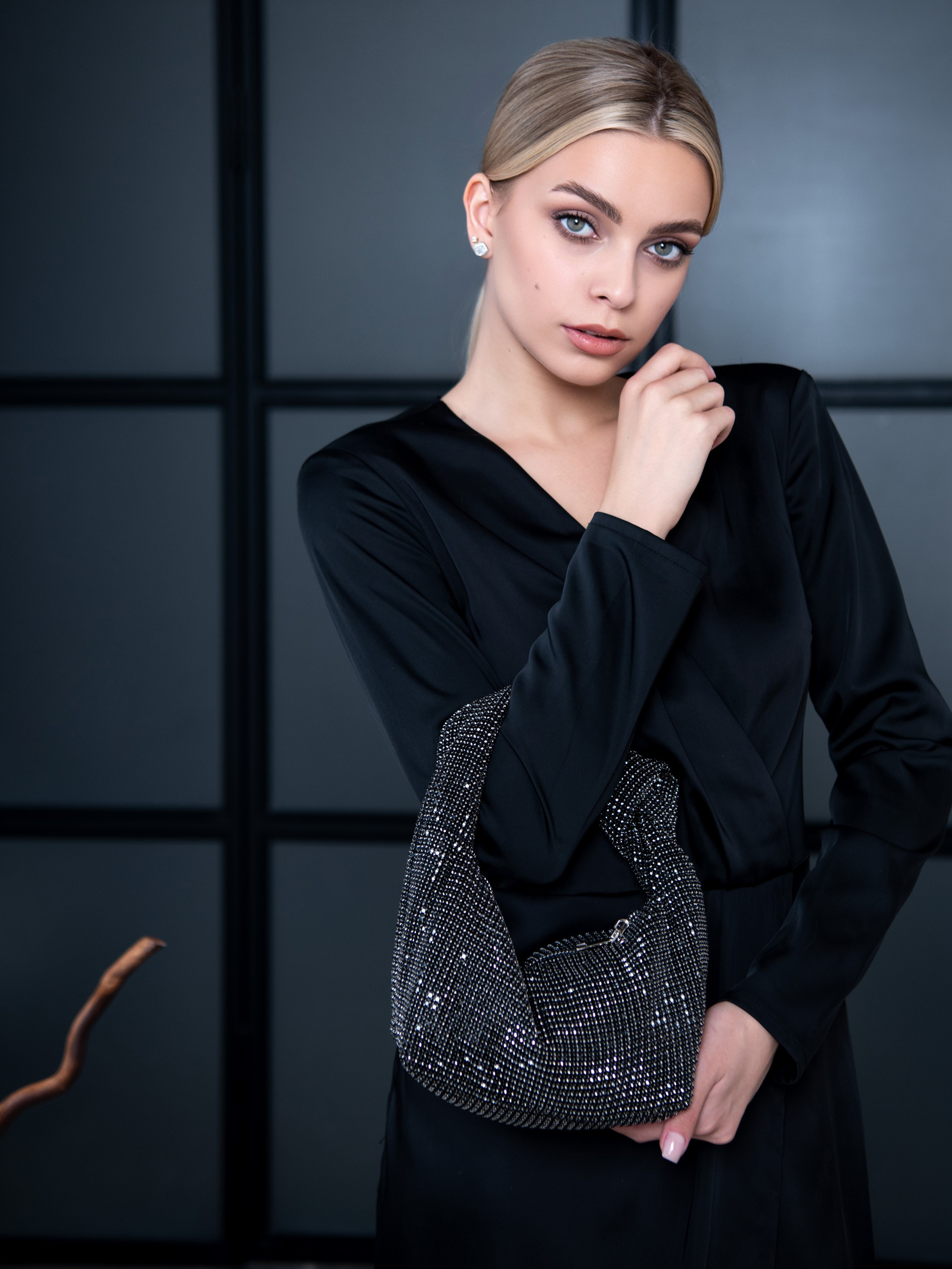 Анна, 40-42 р-р, рост 167,. KED Production — продакшн из СПб. Создаём фото, видео и контент, который помогает брендам и селлерам продавать больше