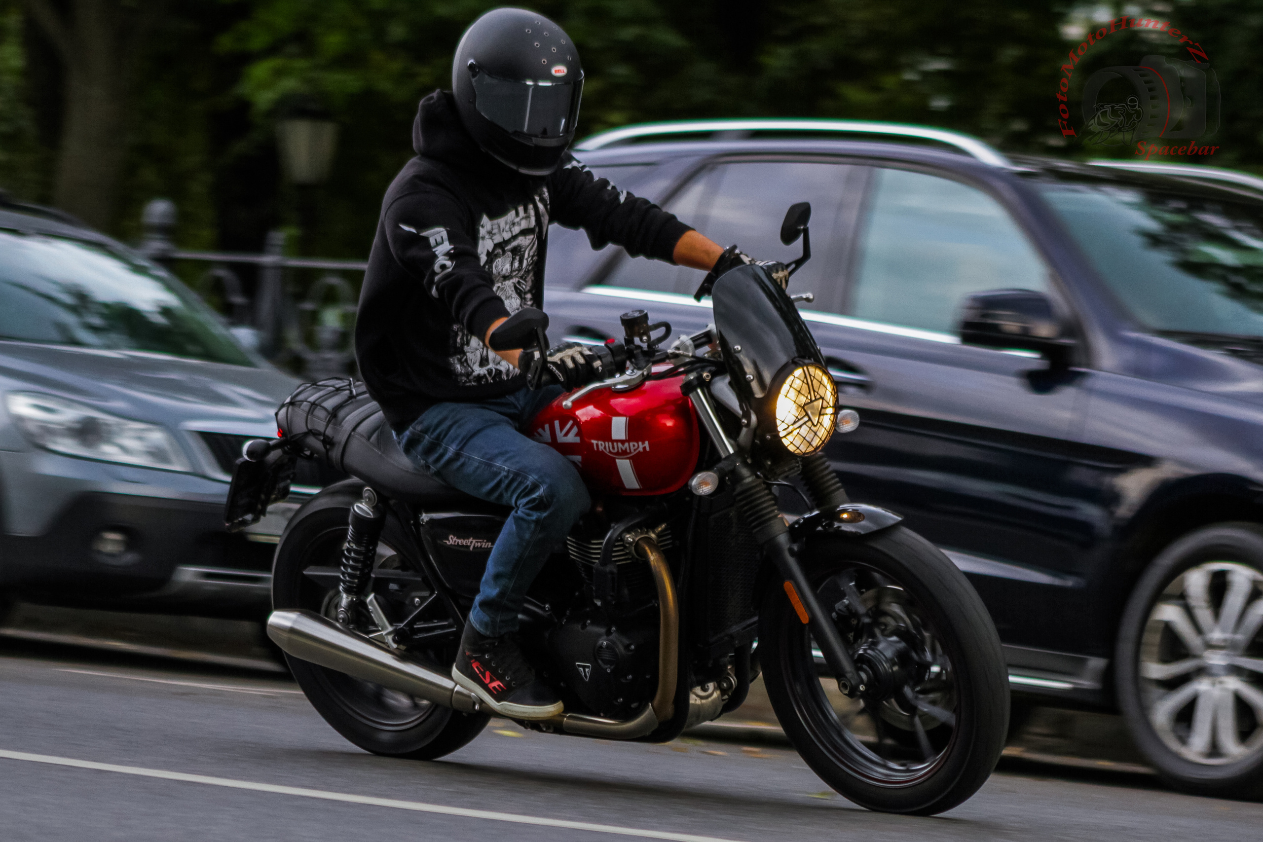 персоны, спорт, тусовки, клубные встречи и выезды, путешествия, фесты, концерты, кастом-проекты, автомобили, мотоциклы