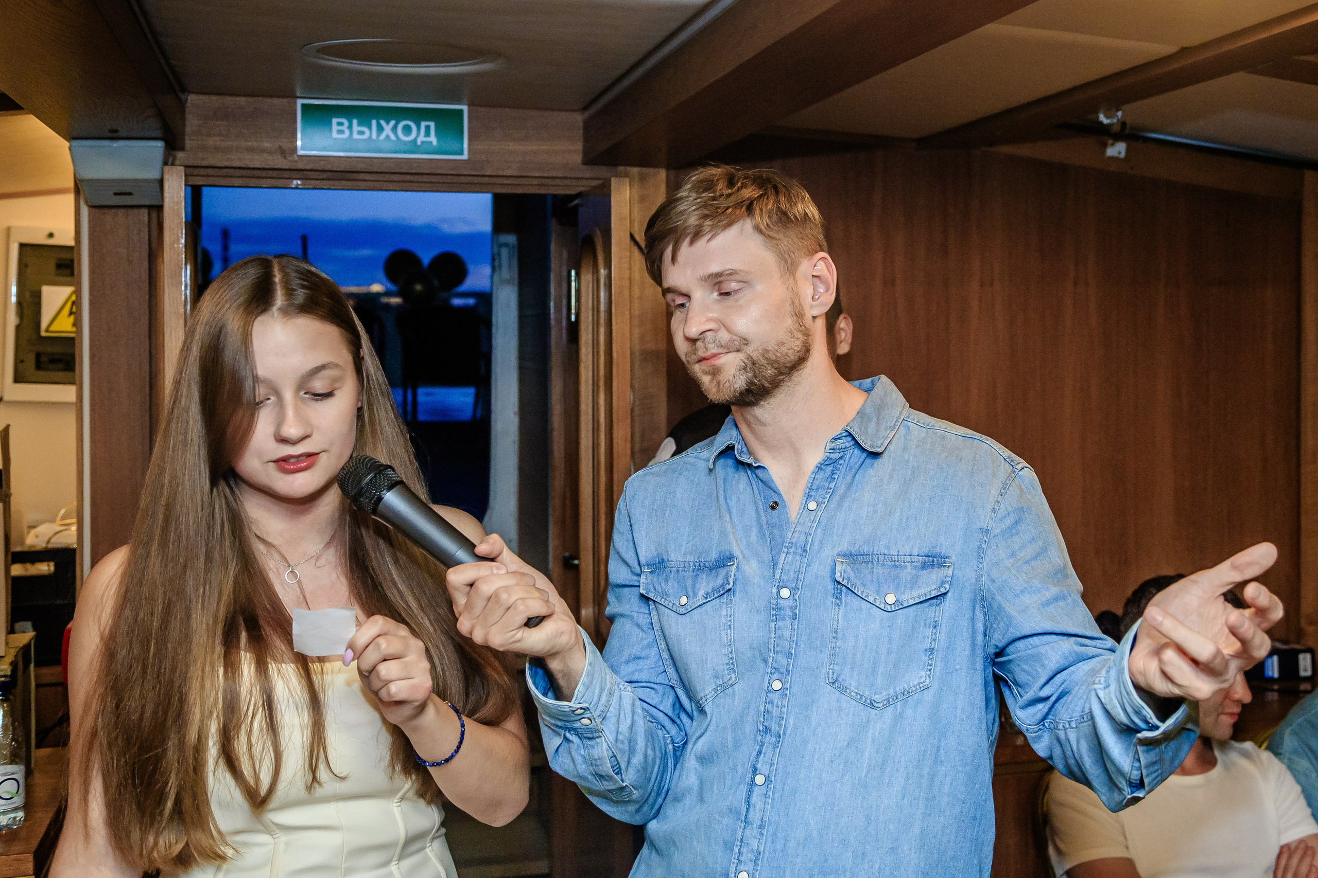 Выпускной на теплоходе. Фотограф в Санкт-Петербурге Чумаков Семен