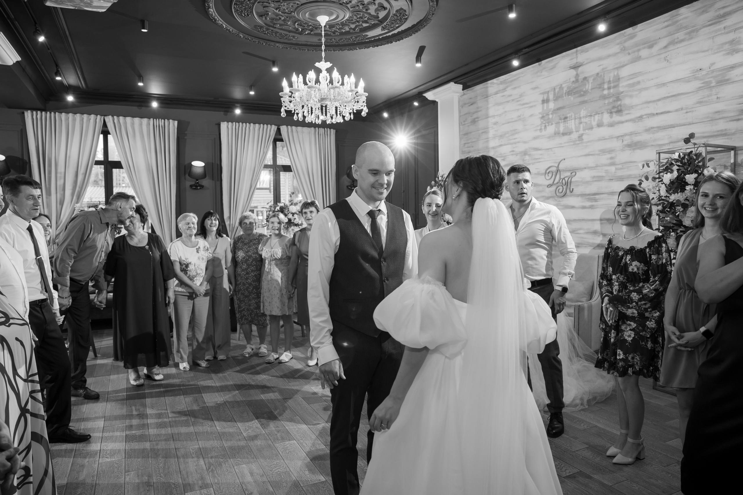 Полина и Дмитрий, загородный клуб «Барин», ЗАГС в г. Пушкино. Свадебный и репортажный фотограф (Москва, Королев и другие)