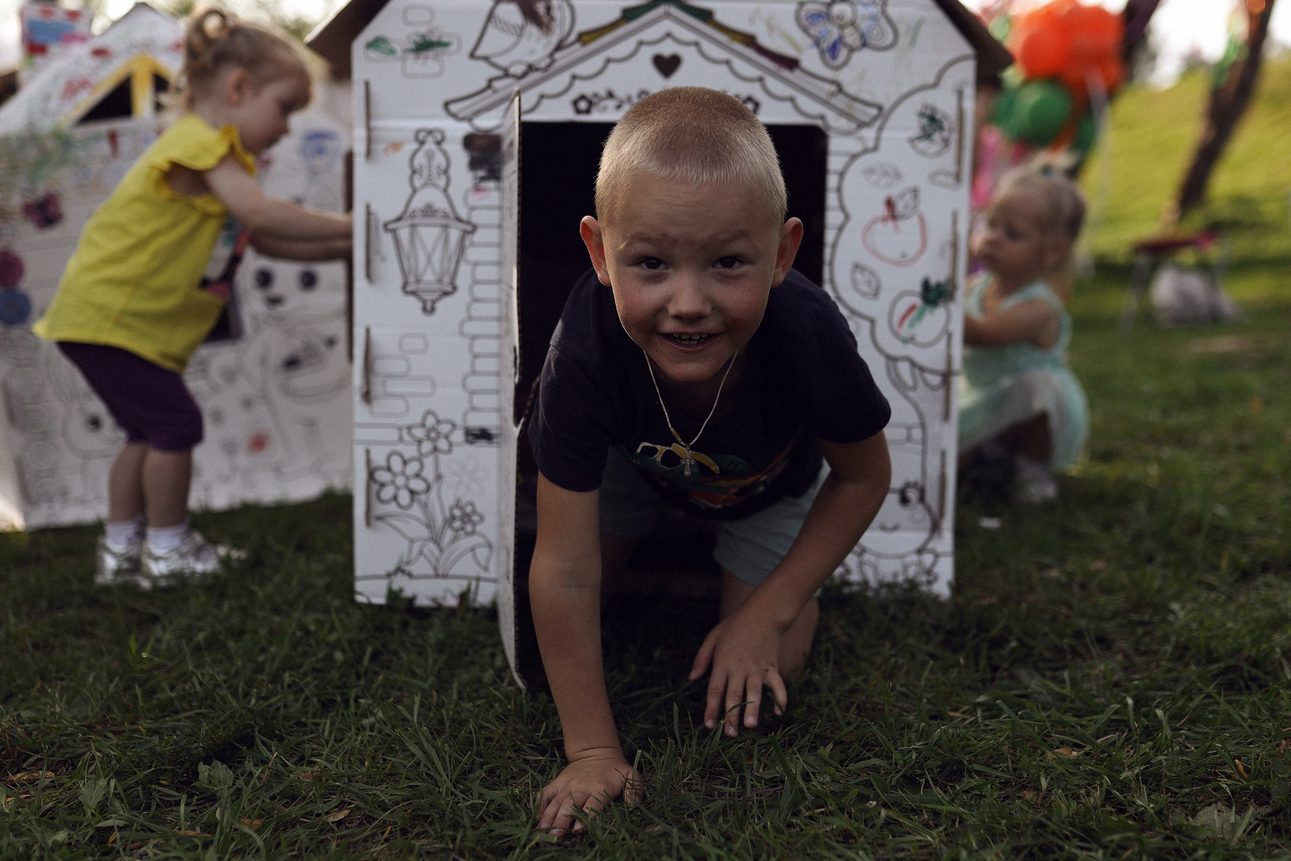 Фестиваль «Привет, сосед». Настя Оленченко, портретный/семейный фотограф на цифру и плёнку Москва