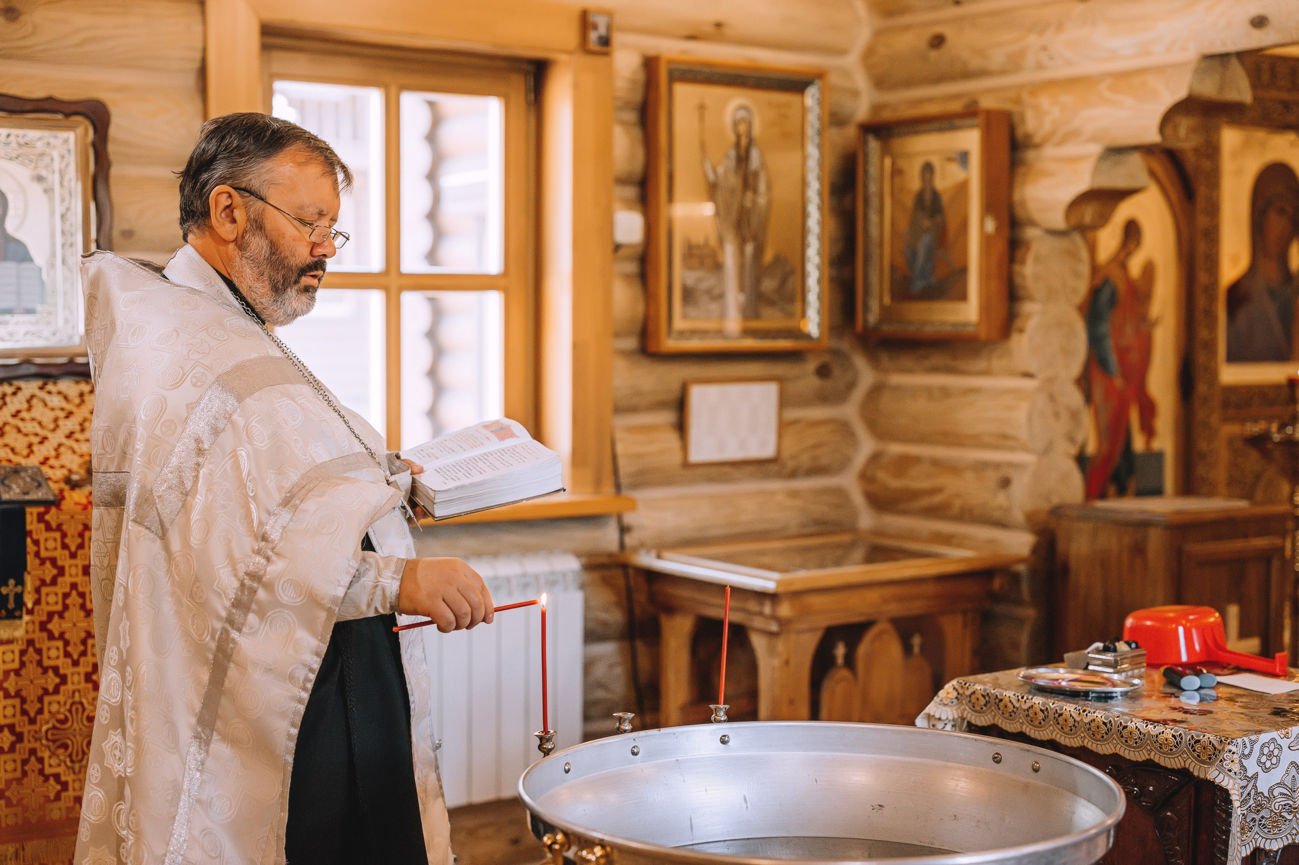 Крещение Елизаветы. Александр Антонов. Профессиональный свадебный, репортажный фотограф в Москве, Подольске. Фото+Видео на любой праздник