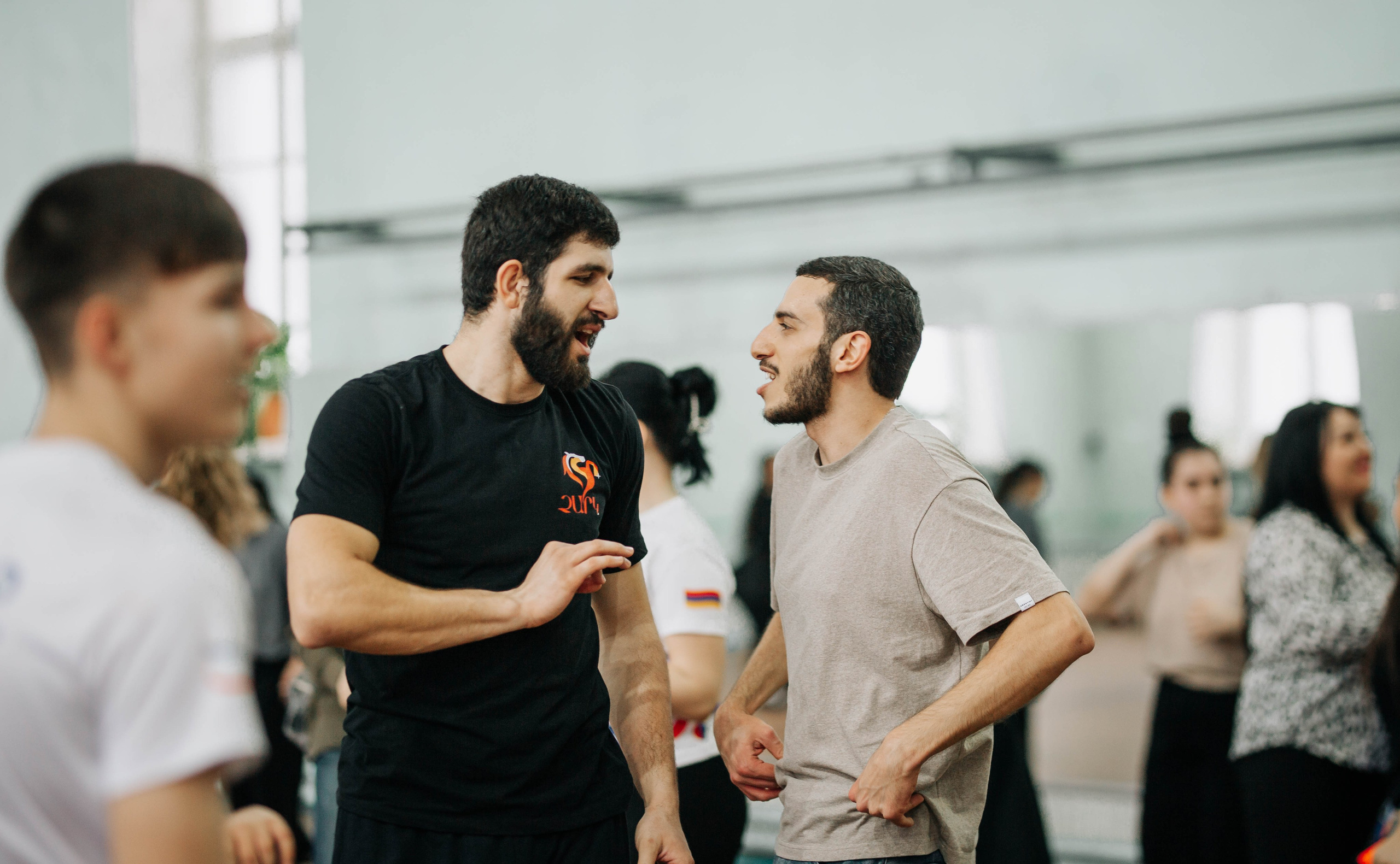 Тренинг танцевального коллектива армянского танца «Единство». Фотограф в Крыму