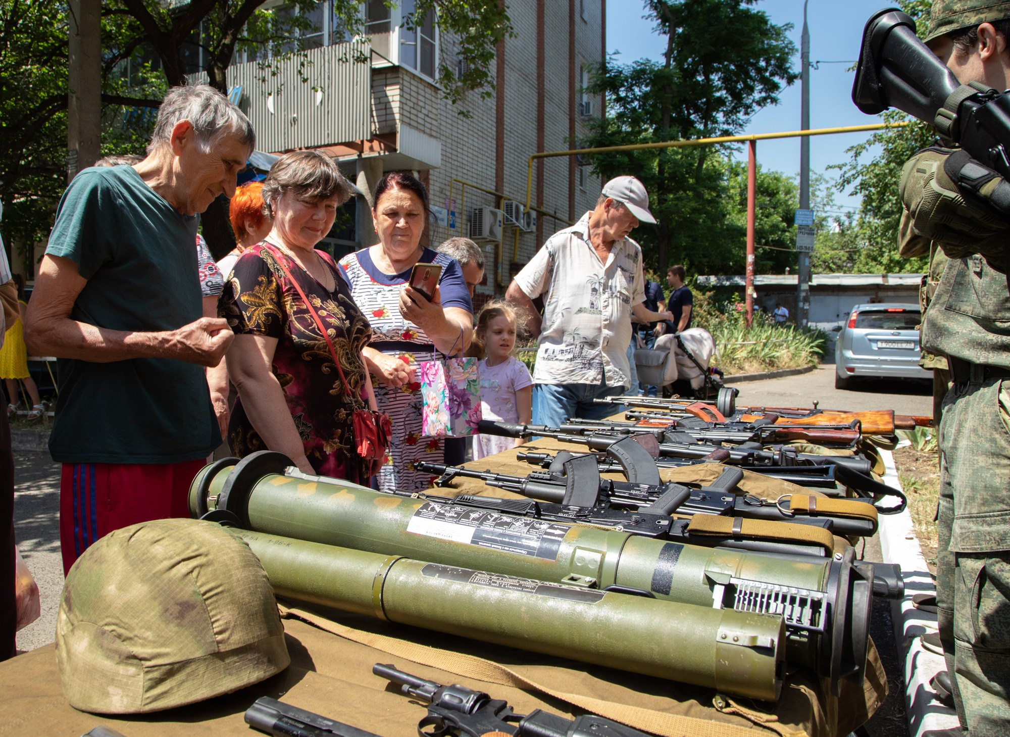 Открытие муралов памяти Героев СВО. Репортажный, промышленный и маркетплейс-фотограф Дмитрий Чернат