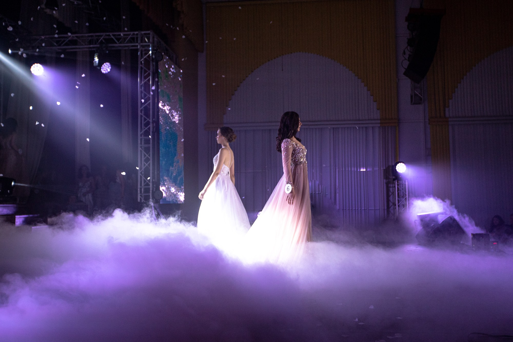 Конкурс красоты Мисс КубГУ 2022. Репортажный, промышленный и маркетплейс-фотограф Дмитрий Чернат