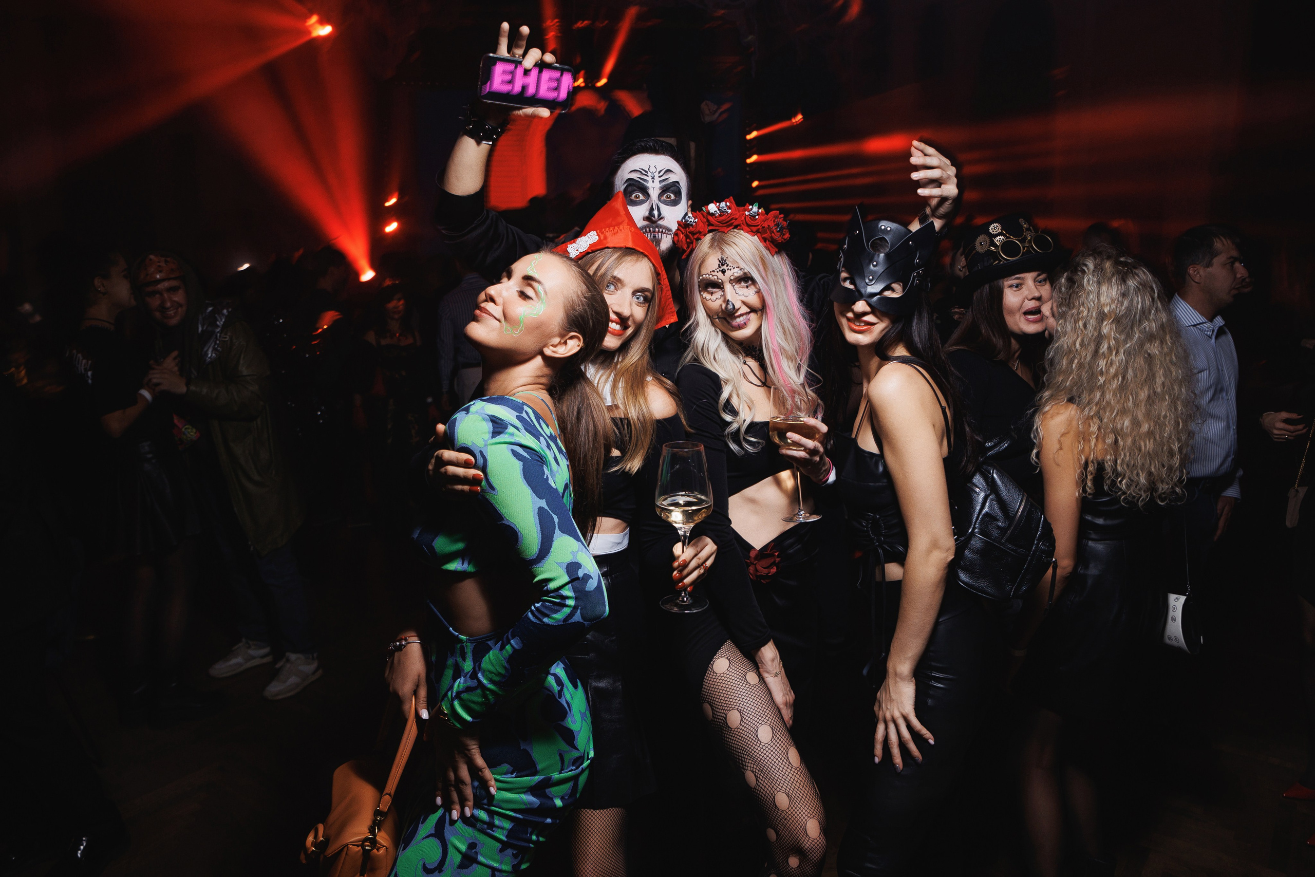 Embargo Halloween. Свадебный и репортажный фотограф в Волгограде Антон Сидоренко