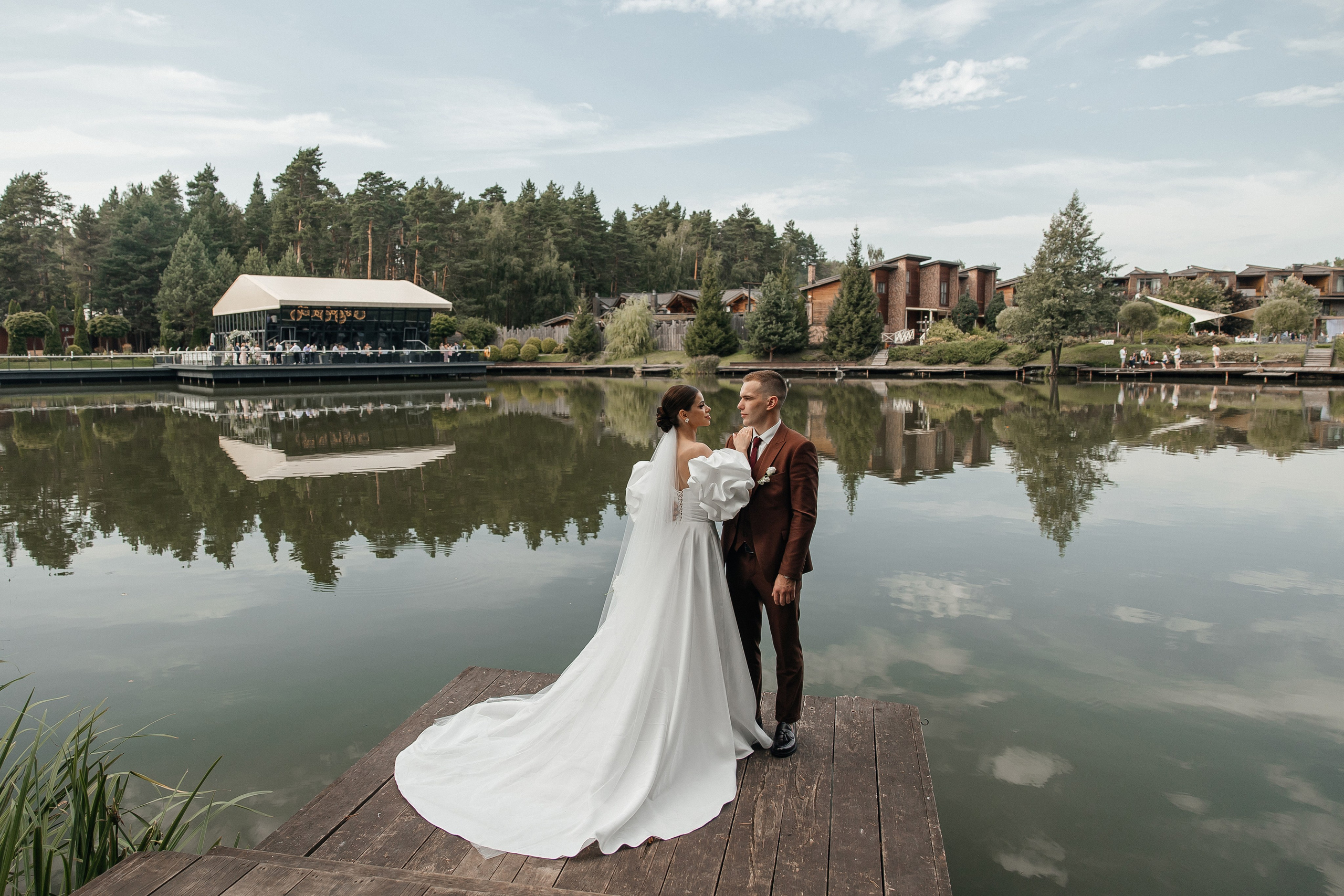 свадебная фотосессия в загородном клубе Артиленд