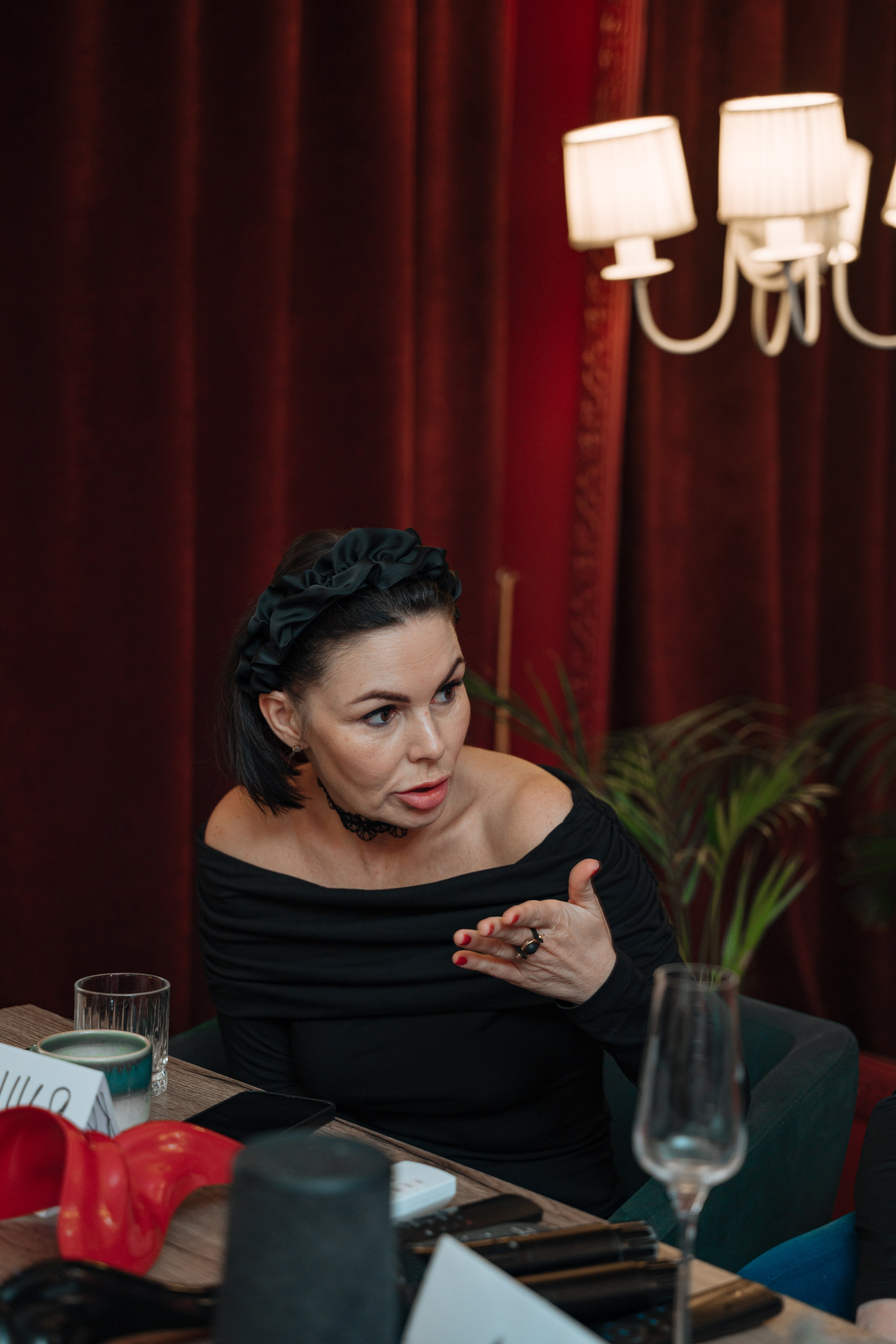 Мафия. Бар FINCH. ЖЕНСКИЙ КЛУБ LAXMI. Портретный фотограф в Санкт-Петербурге Дмитриева Наталия