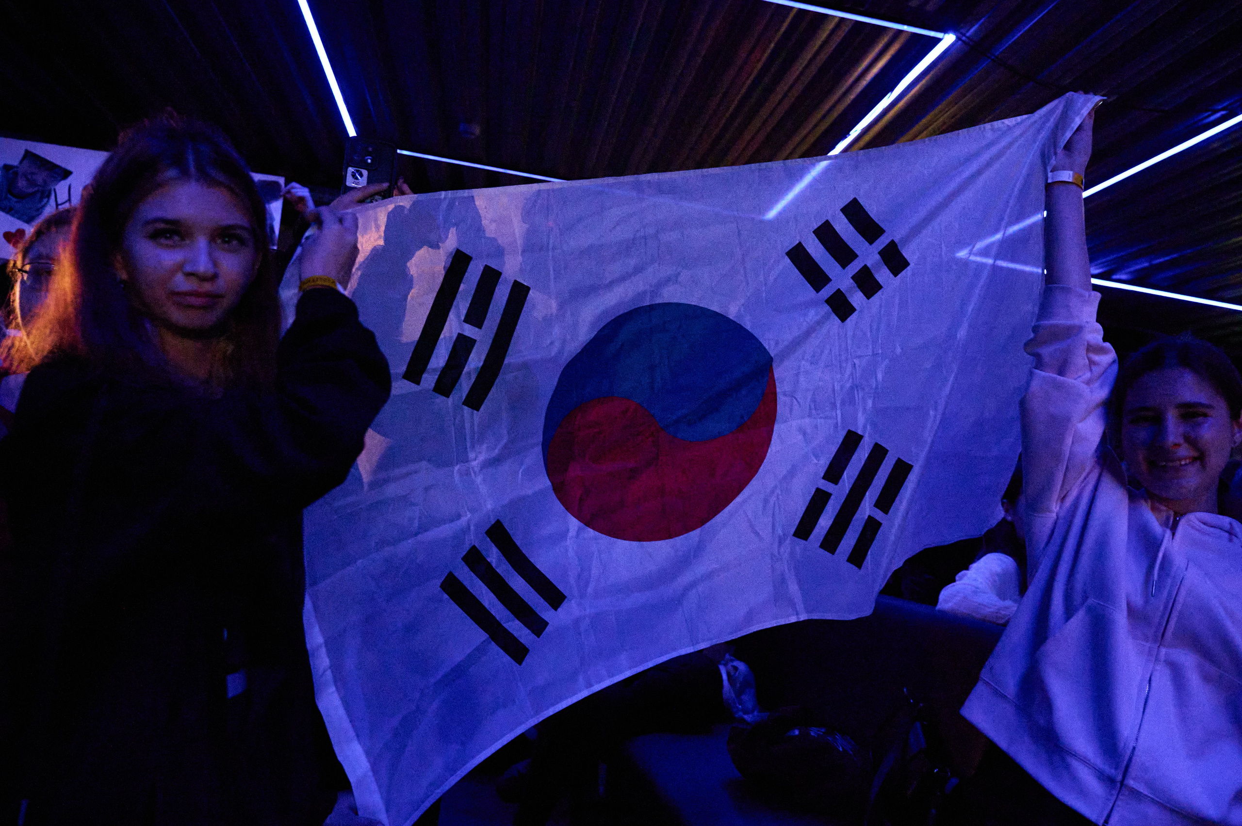 Korean rapper BLOO. Фотограф Универсал в Новосибирске