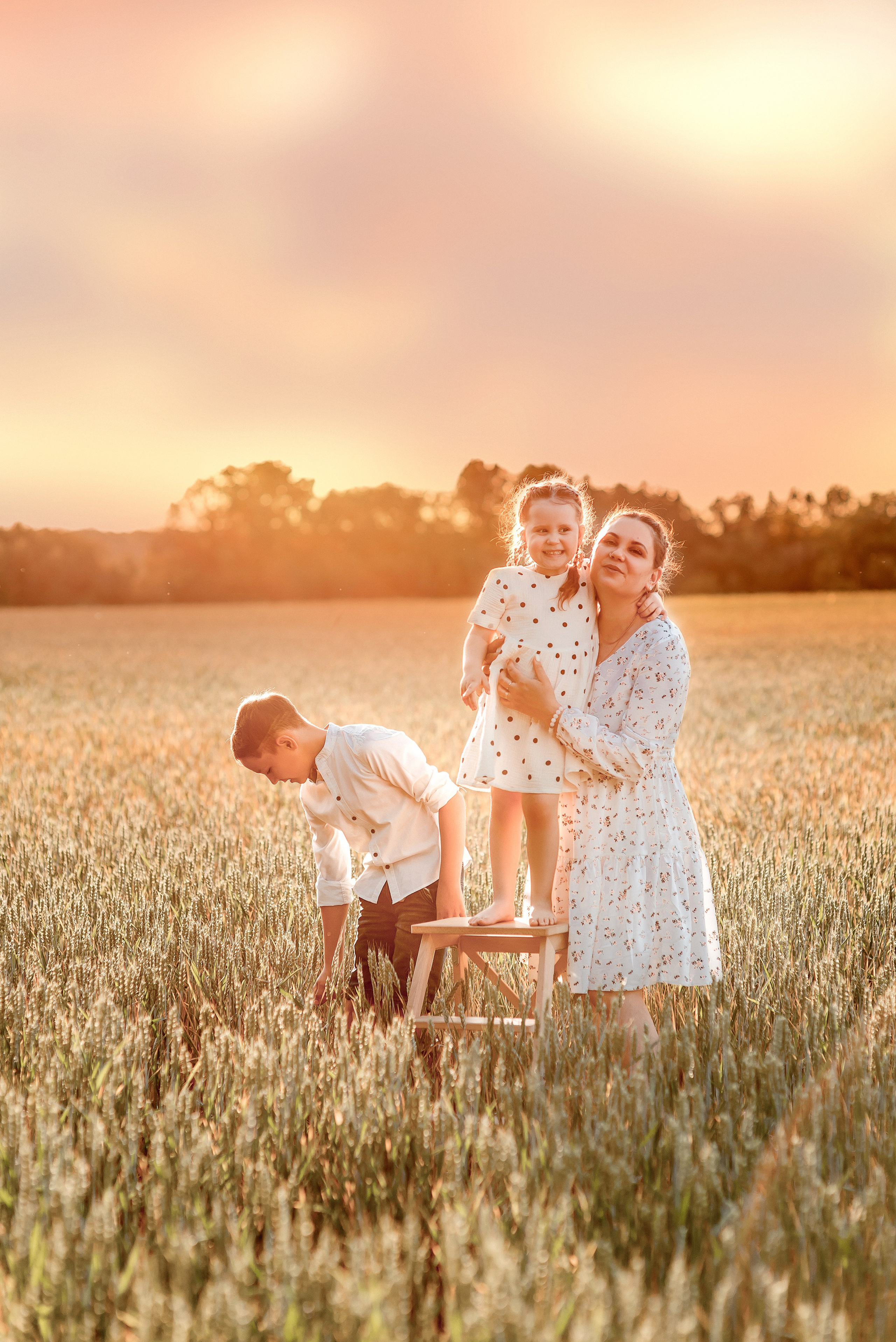 Съемка в полях 2024. Семейный и детский фотограф Наталья Горда