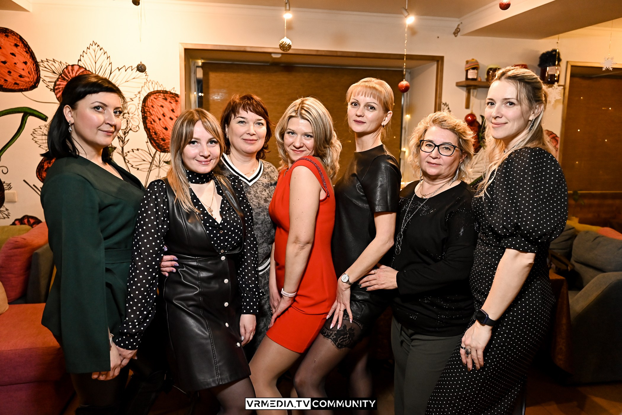 Новогодний вечер в кафе «КАмпот»