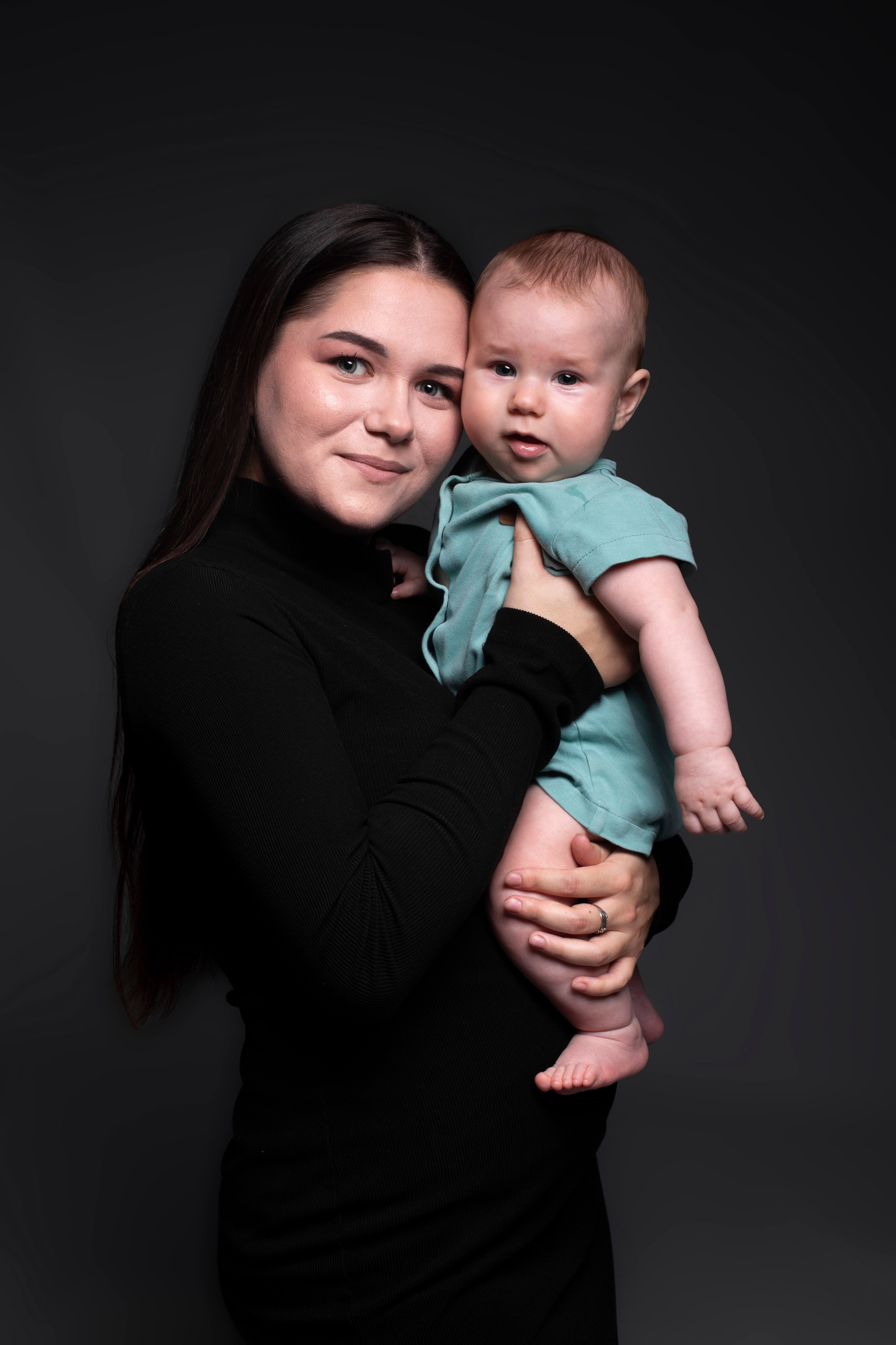 МАМА. Фотограф беременности и женского портрета Виктория Энгель