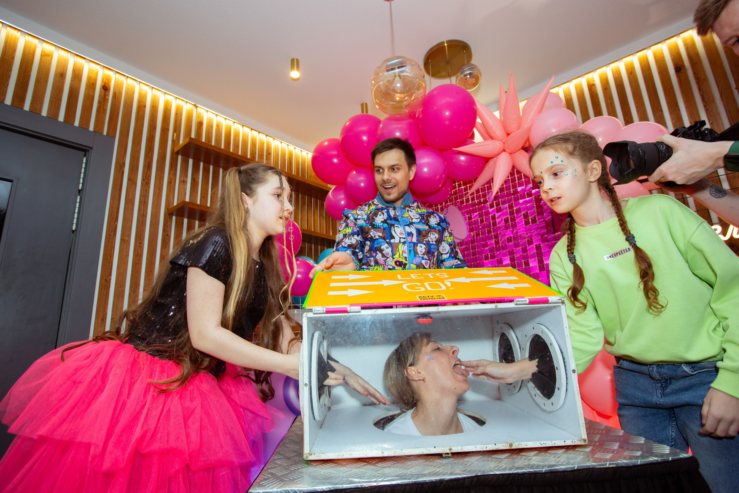 День рождения Ульяны. Фотограф Антонина Свешникова. ВЫПУСКНЫЕ ФОТОКНИГИ для детских садов и школ. Москва, Владимир