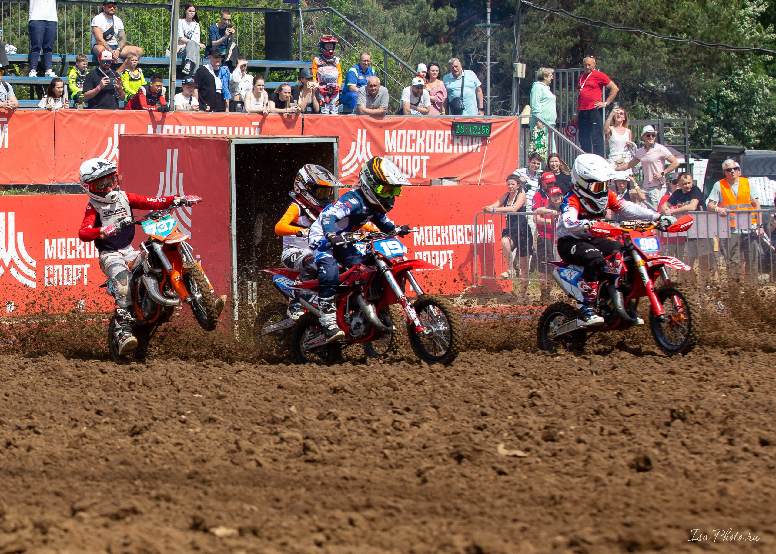Чемпионат Москвы по суперкроссу г. Москва. Крылатское. Репортажный фотограф в Москве