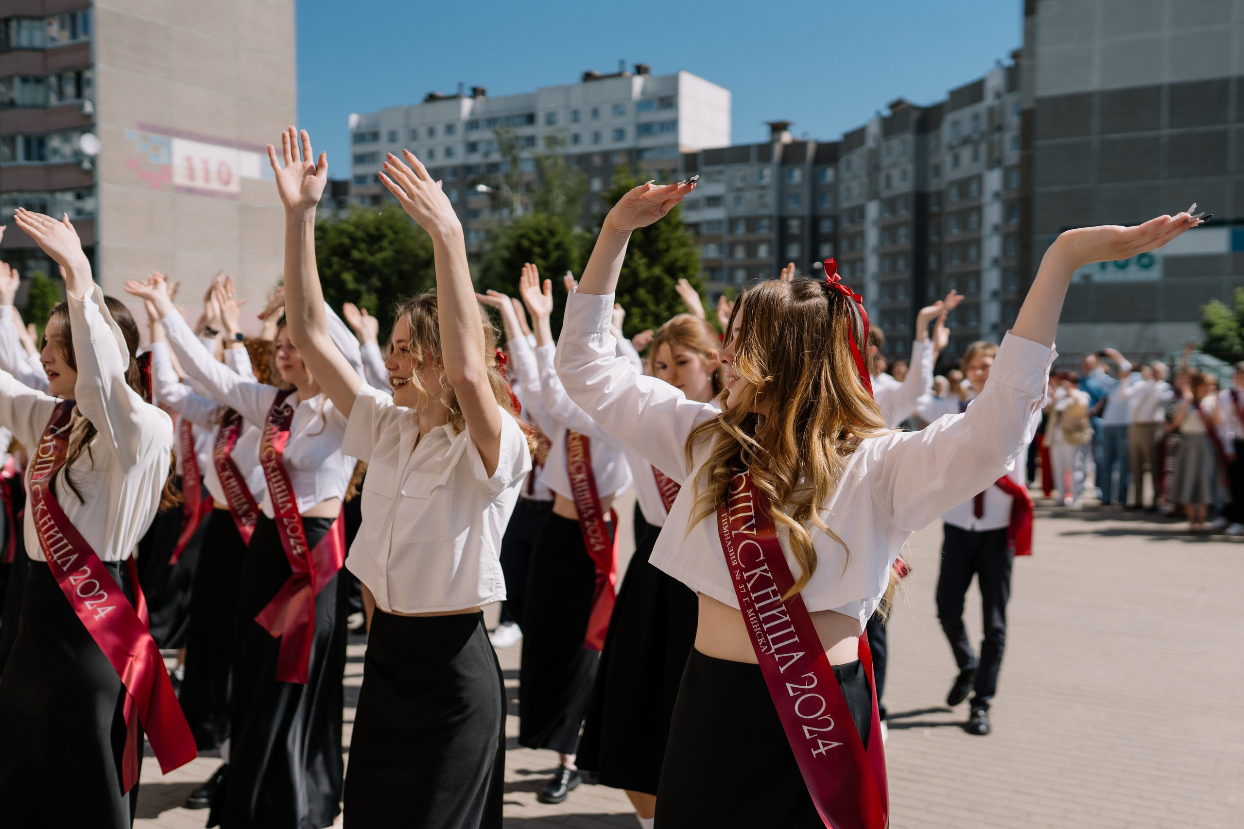 Последний звонок 37 школа