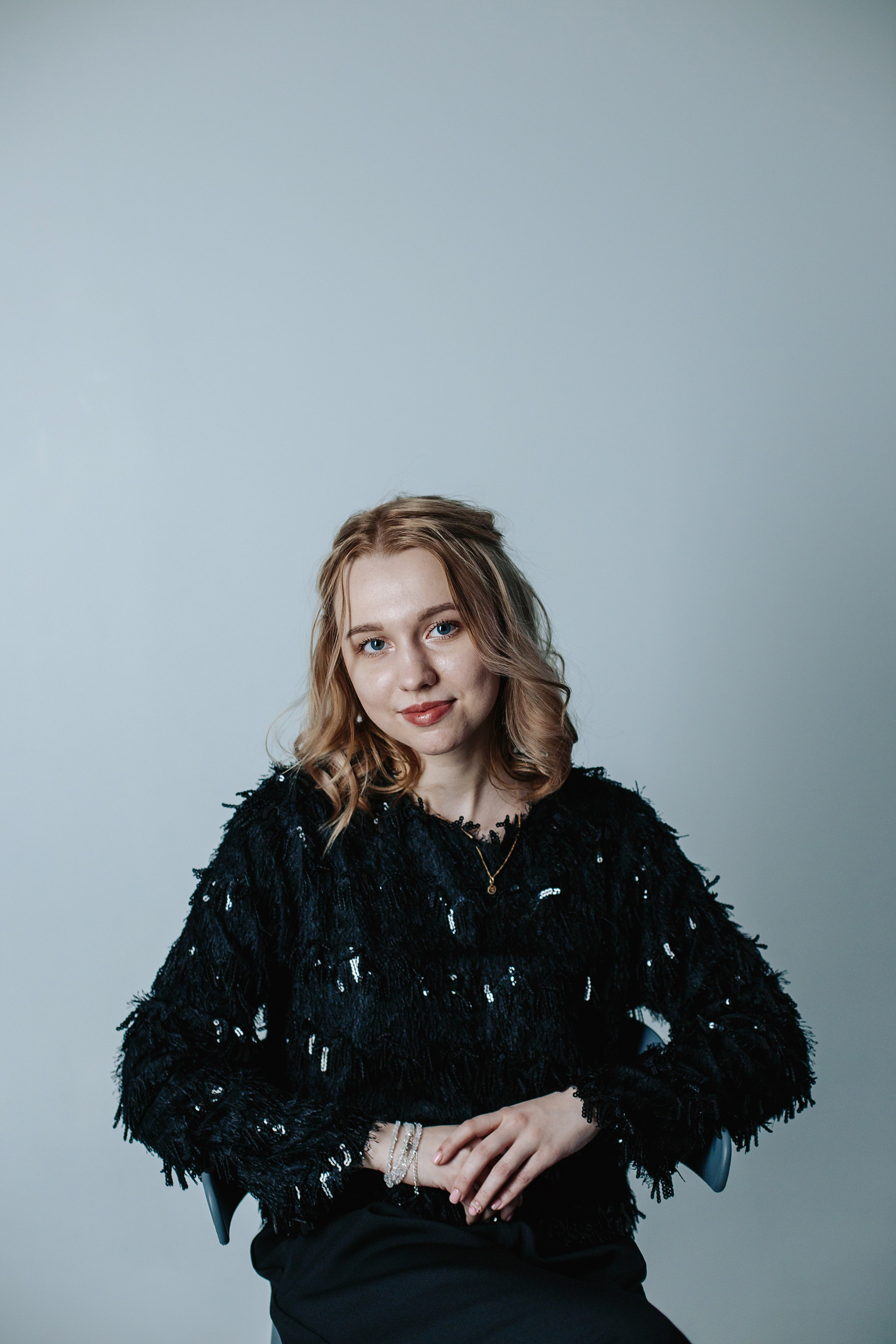 Студийная съемка для Виктории в день рождения. Выпускные альбомы Искитим, Бердск и Новосибирск Крюкова Елена