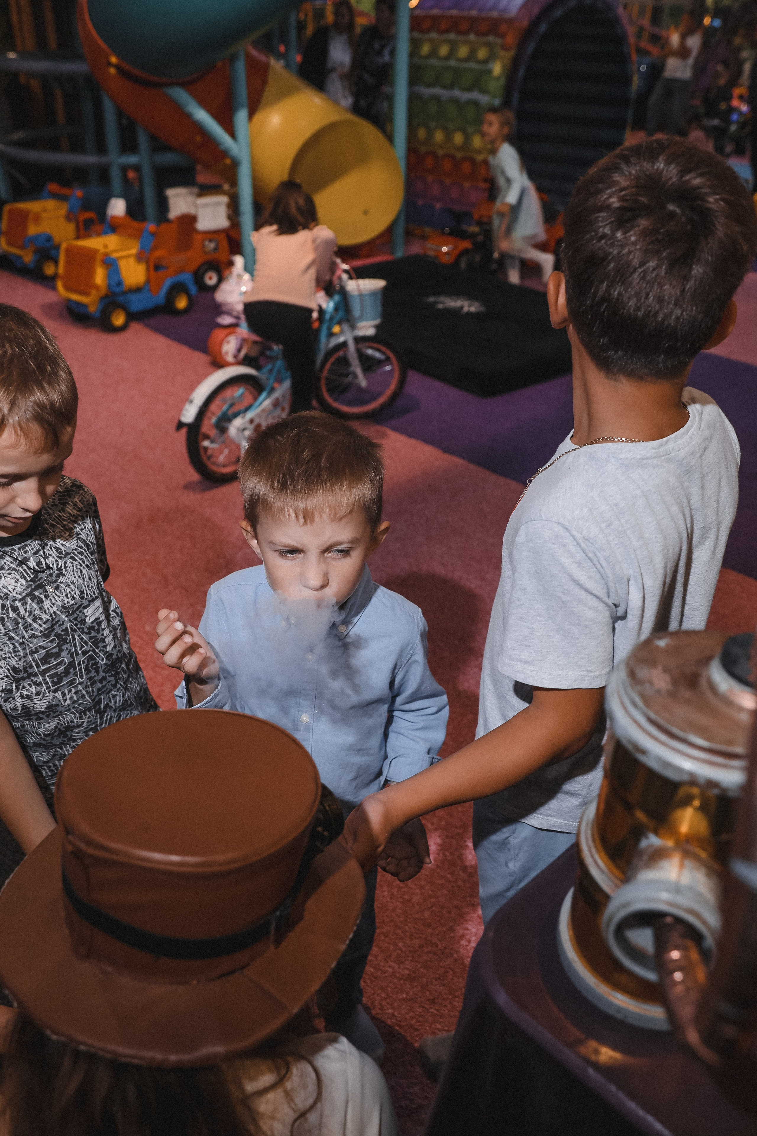 ДЕТСКИЕ МЕРОПРИЯТИЯ. Photographer Viktoriya Markushina «My world throug»