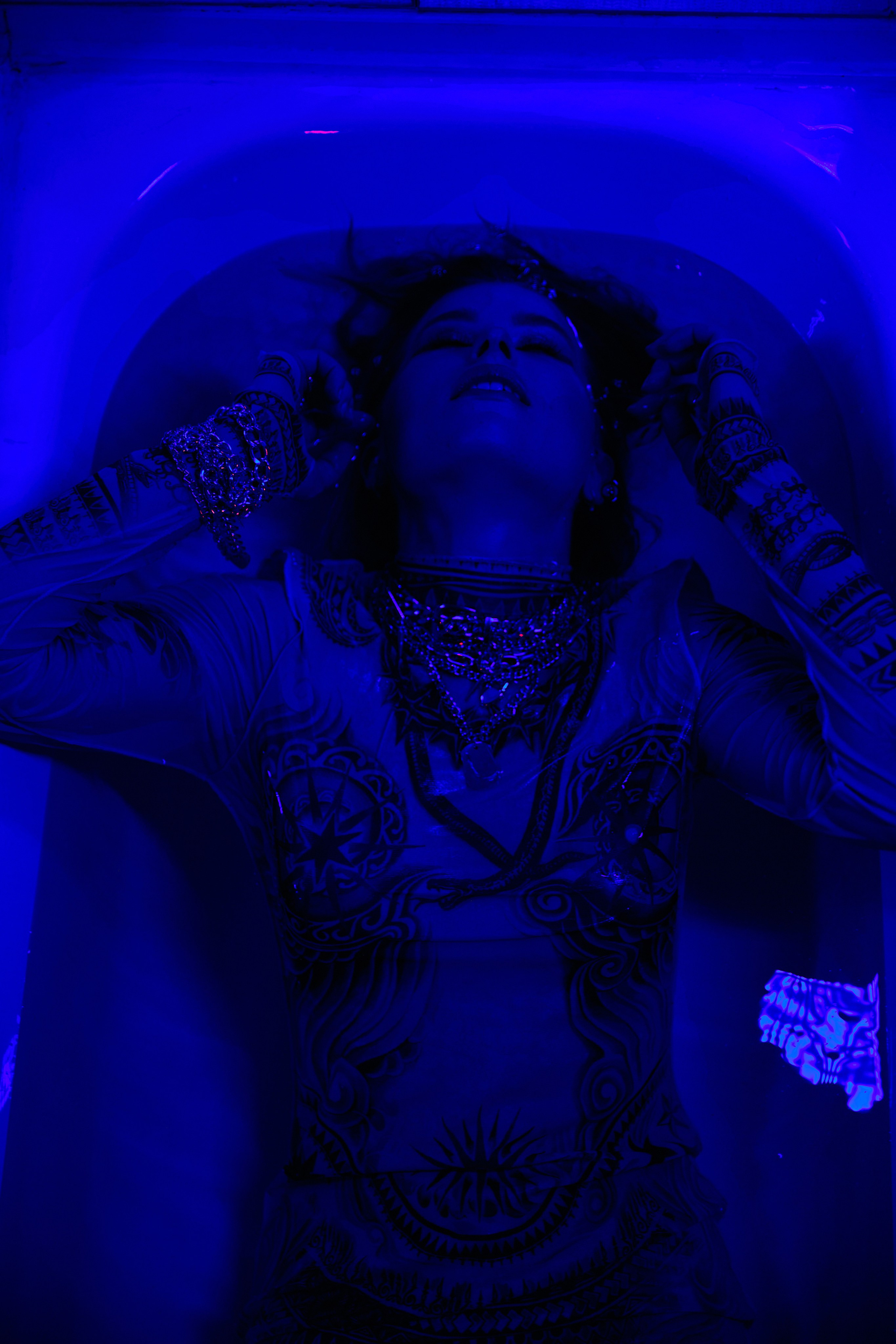 NIGHT OBSESSION. Yulia Otroschenko