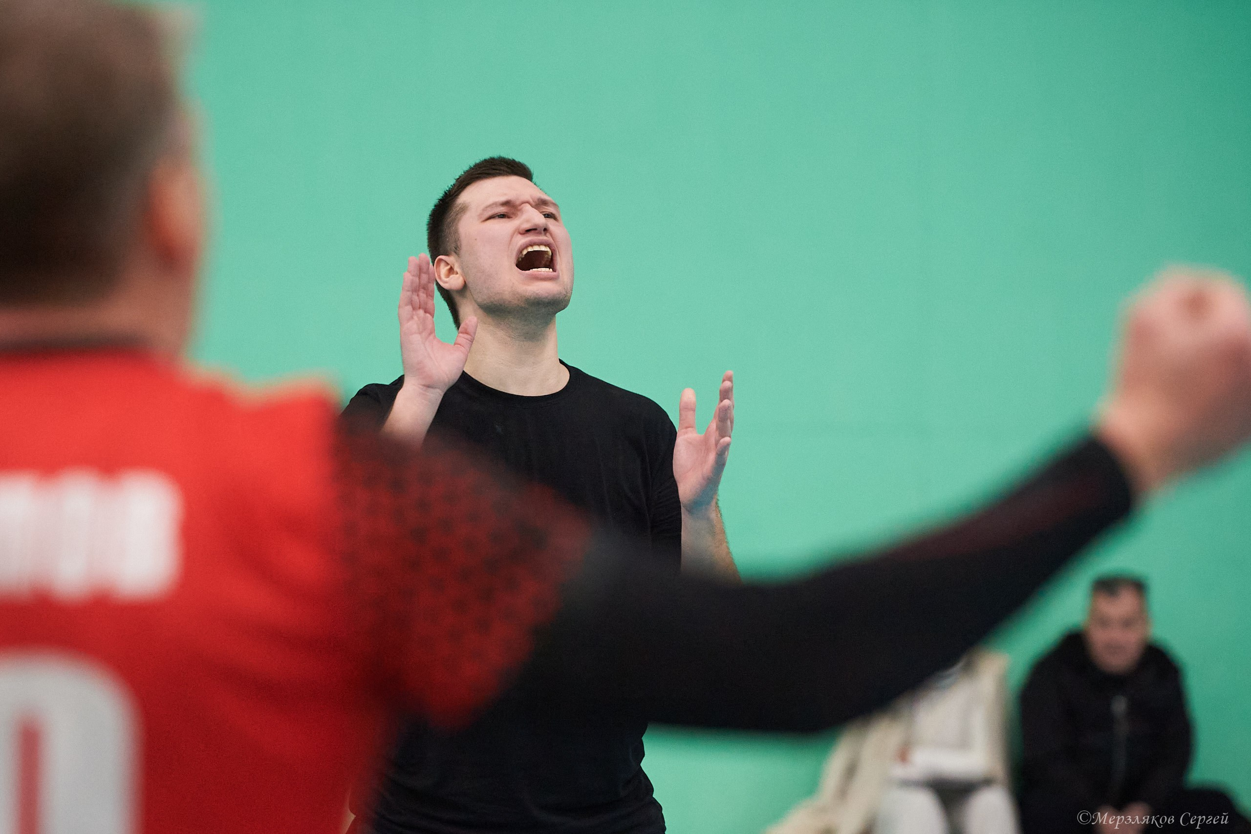 Новогодний волейбольный турнир. Ижевск. 16.12.23. Спортивный репортажный фотограф в Ижевске Сергей Мерзляков