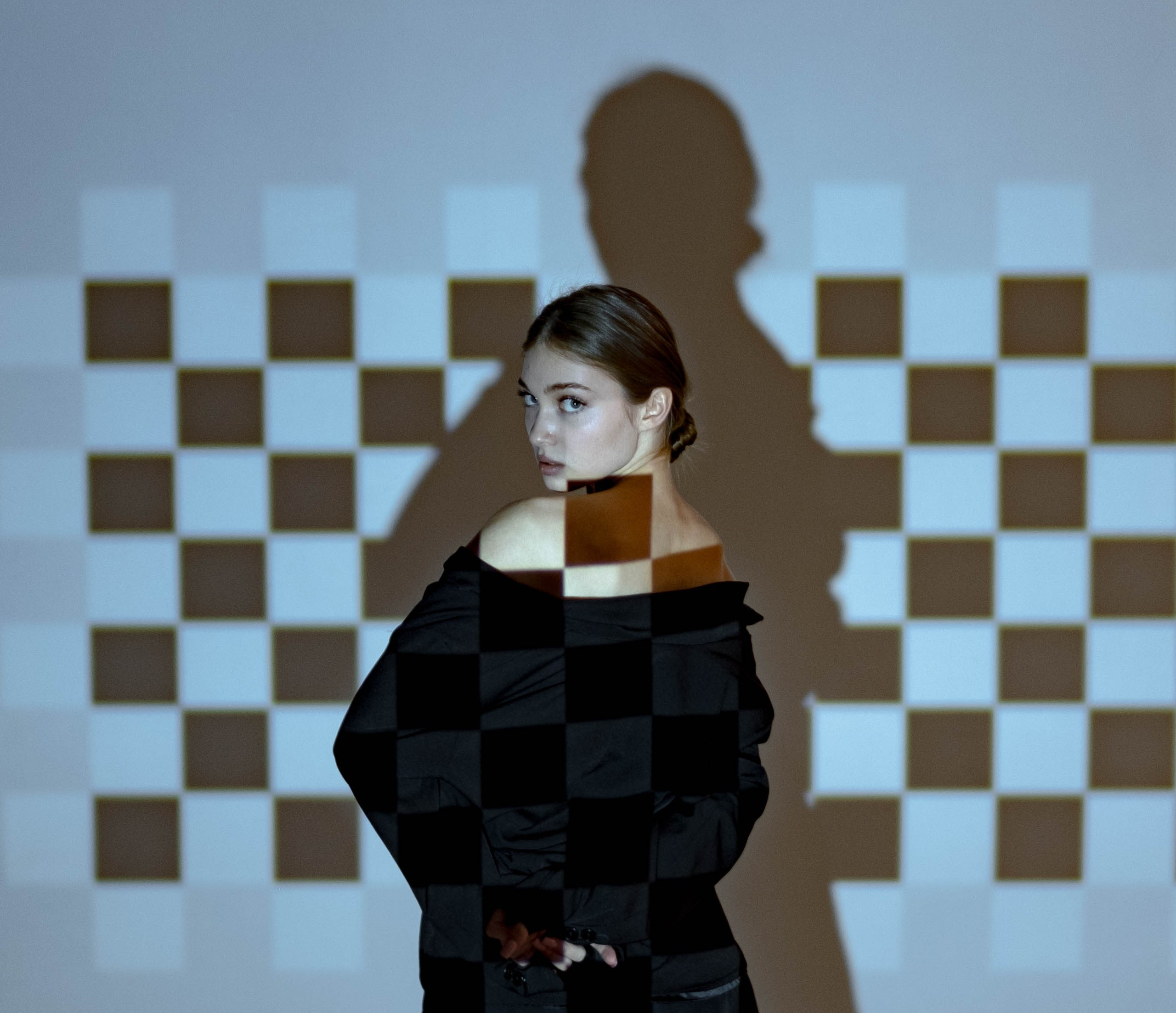 Проектор 16.03.25. Студийный, портретный, семейный фотограф Южно-Сахалинска Яна Радаева