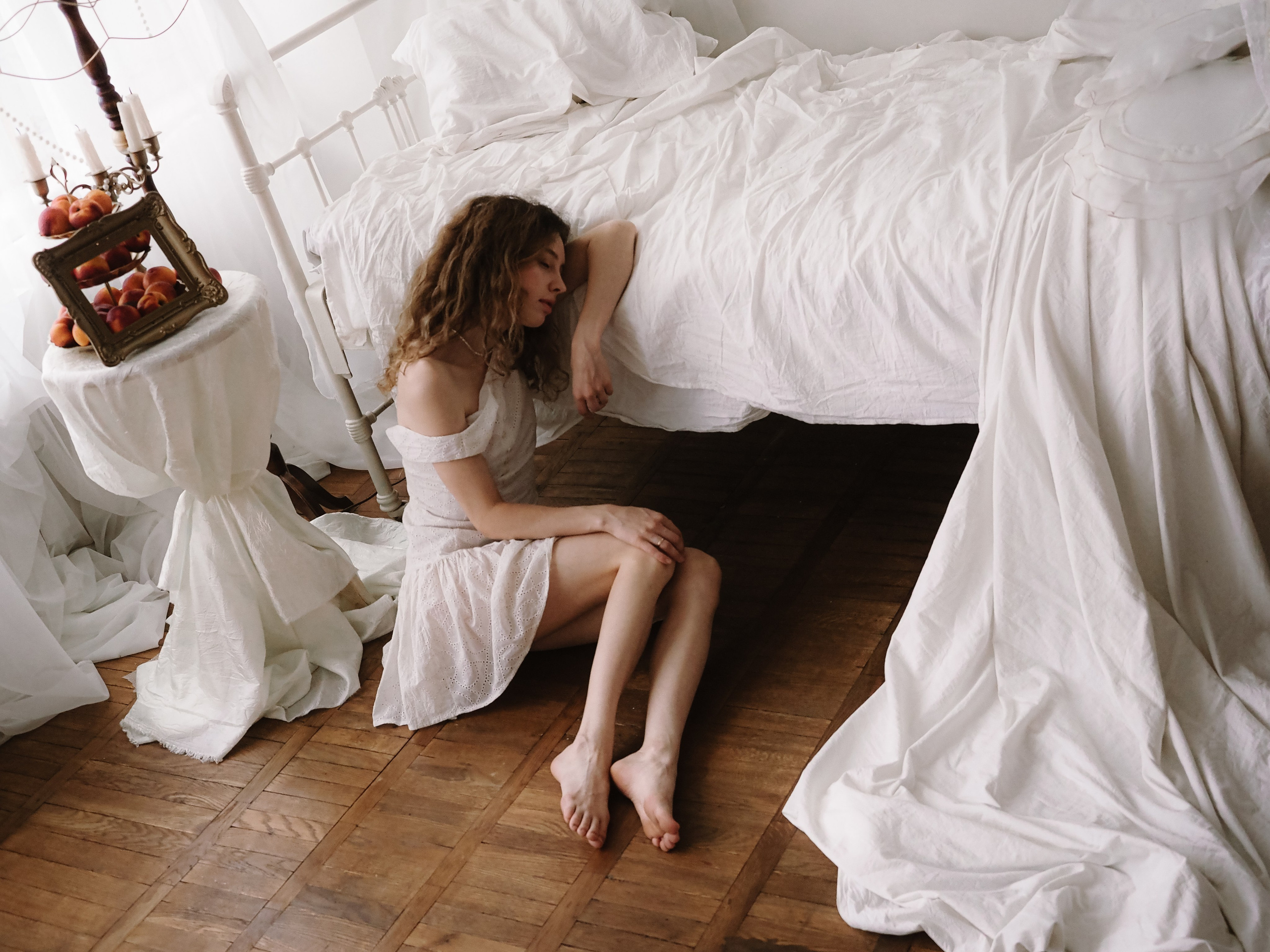 Утро и аромат персиков. Фотограф Рязань. Семейный Свадебный фотограф