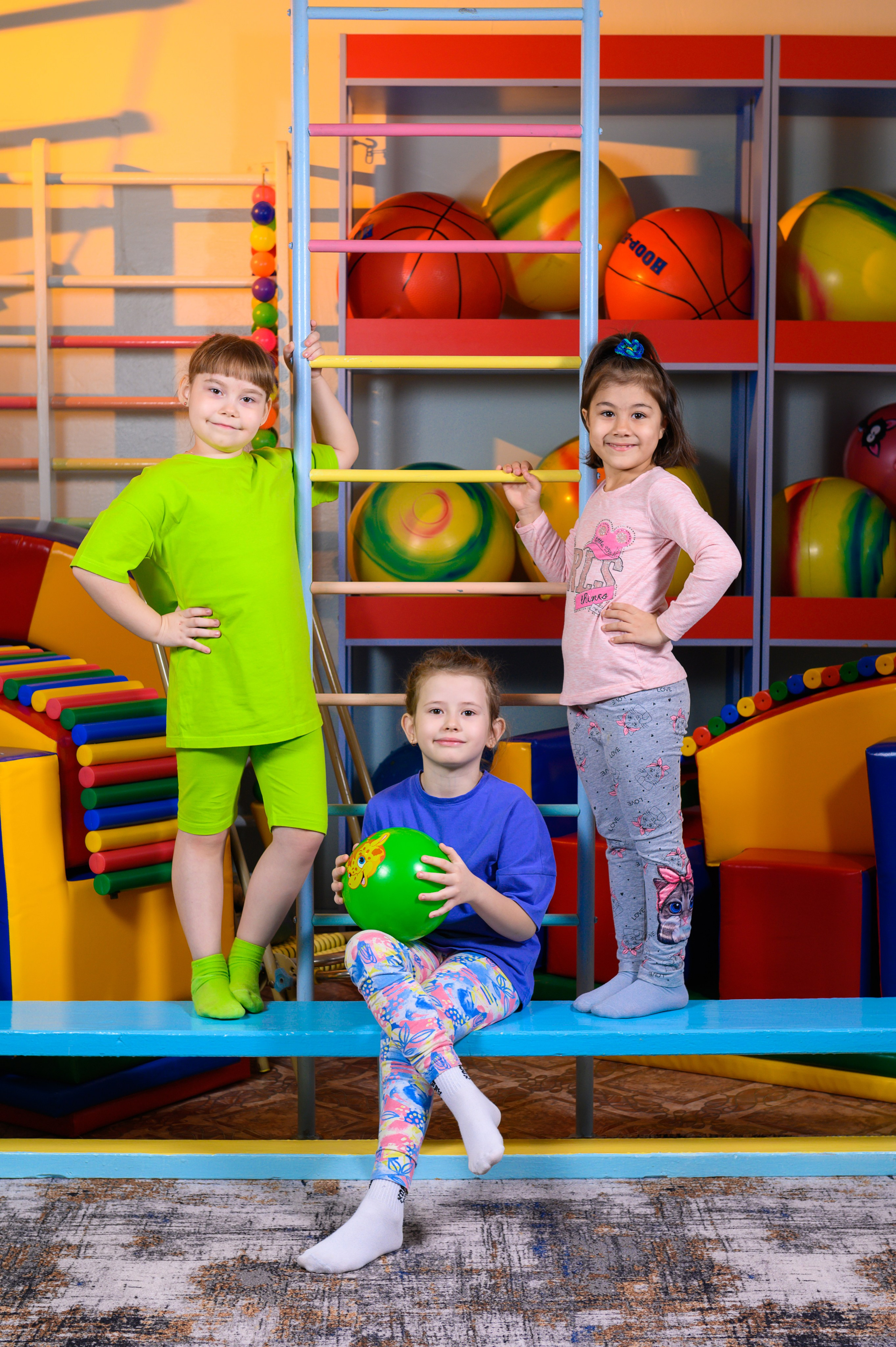 Фотосессия на выпускные альбомы для детского сада. Выпускные альбомы Искитим Бердск Новосибирск