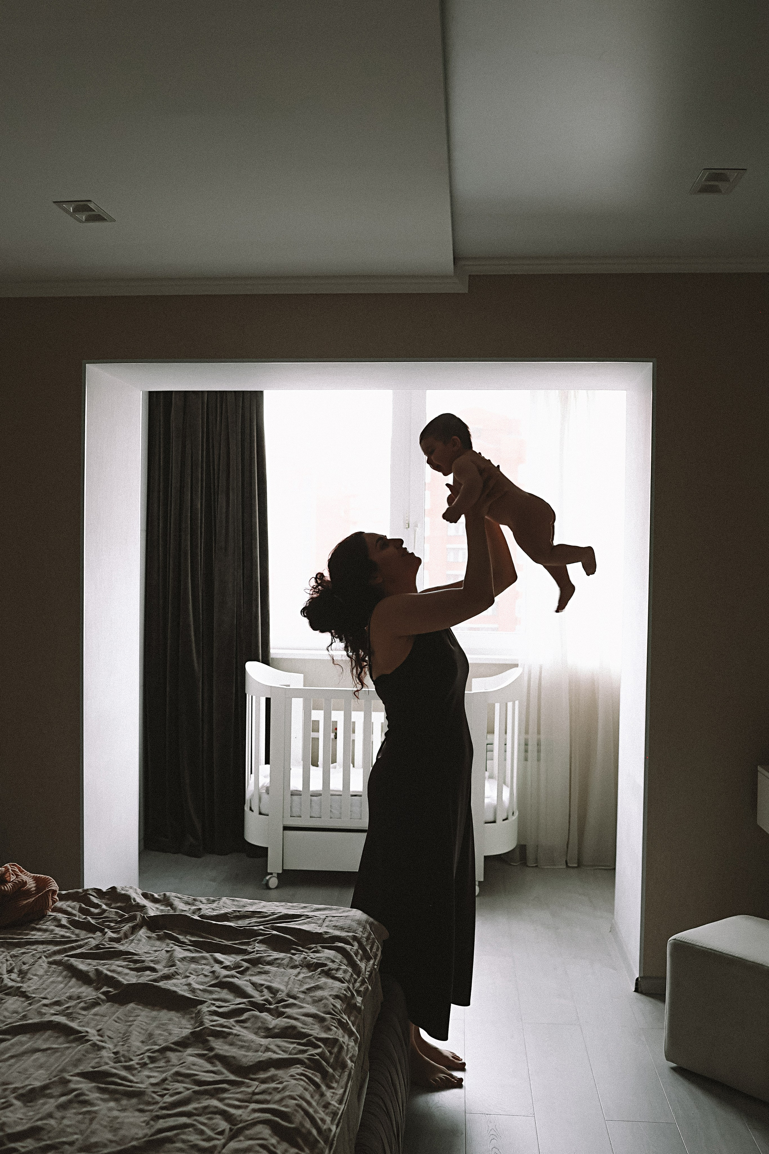 С малышкой. Семейный фотограф Тюмень, фотограф на роды Салмина Мария