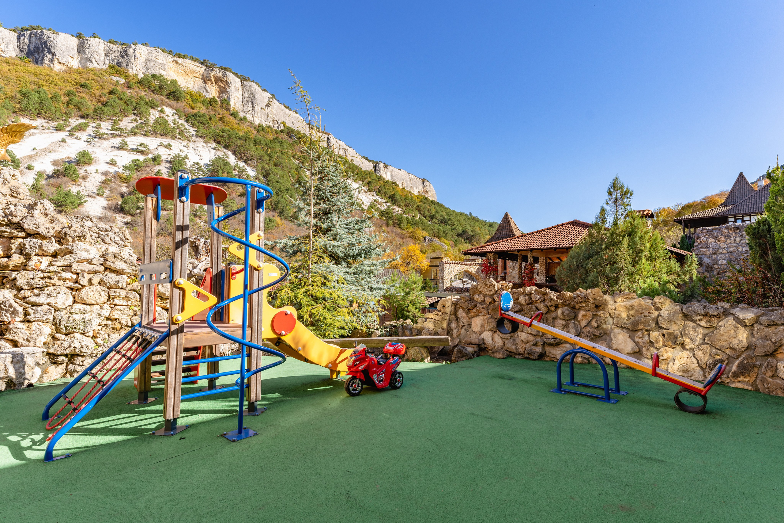 Фасадная фотосъёмка отелей Сочи. Отельный интерьерный фотограф Сочи