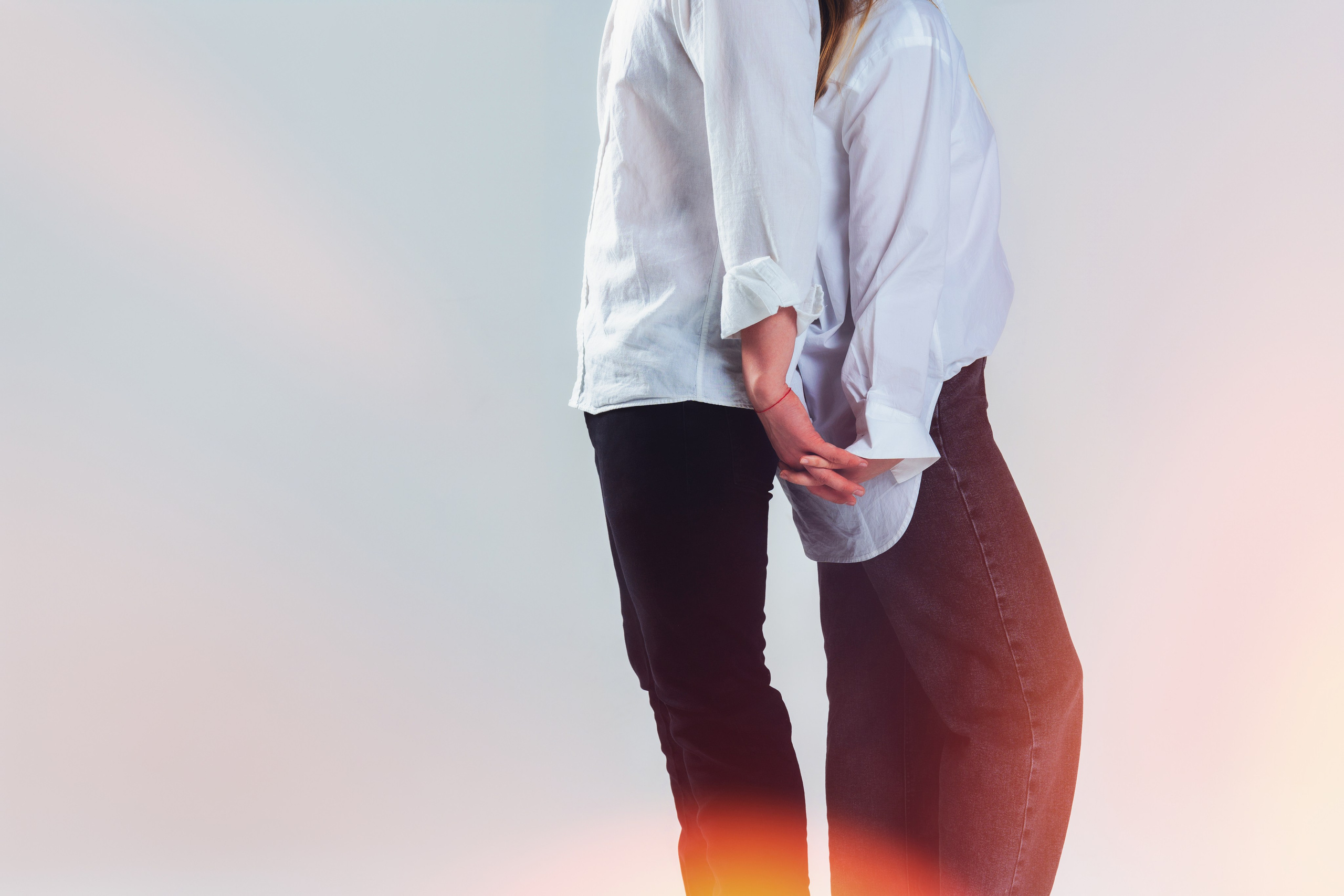 Лав стори фотосессия в студии для Кирилла и Анастасии. Портретный фотограф в Москве Фарид Леонов