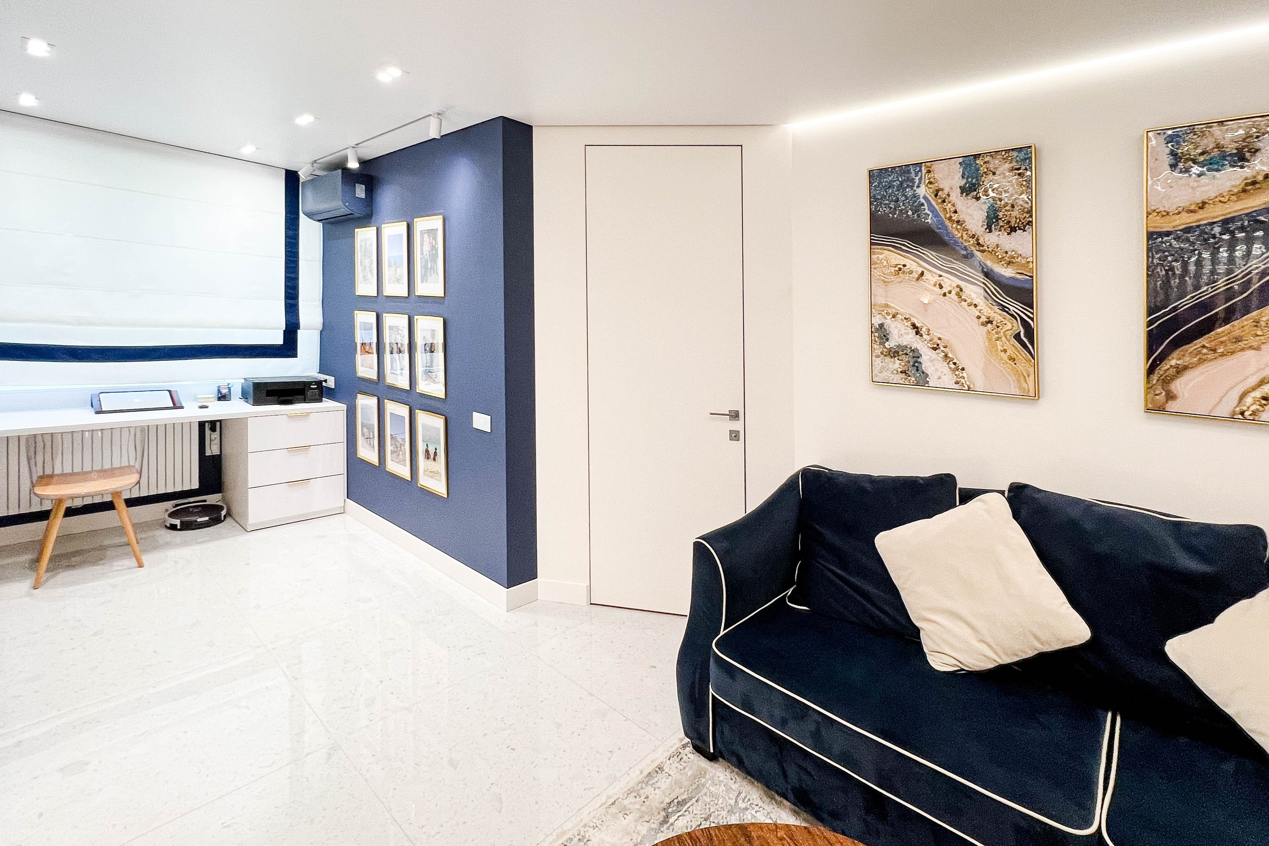 The apartment is in a modern style. Fotograf Dmitrii Donets