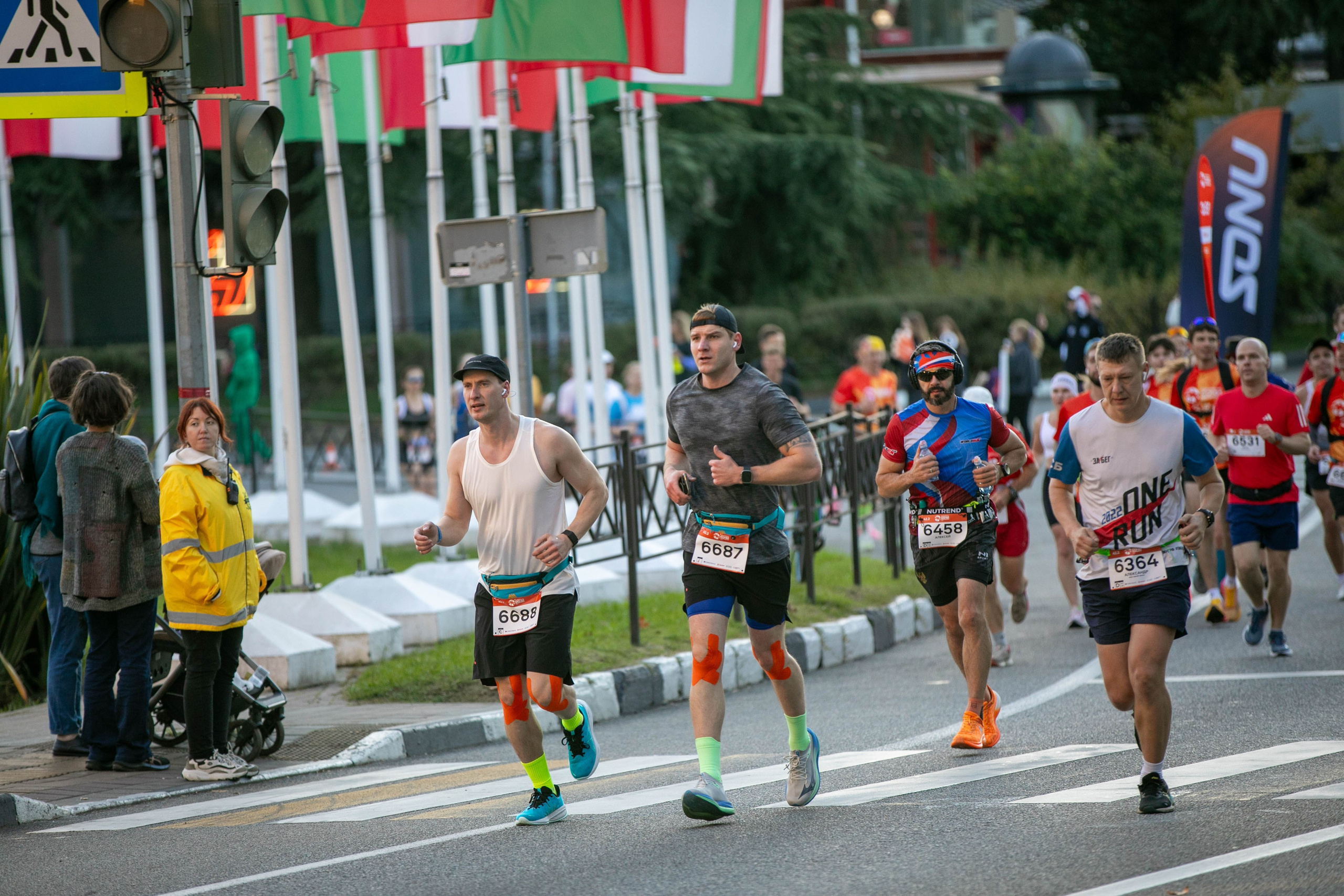 Сочи Марафон по бегу — 2025.11.03. Фотограф из Сочи Регина Труфанова