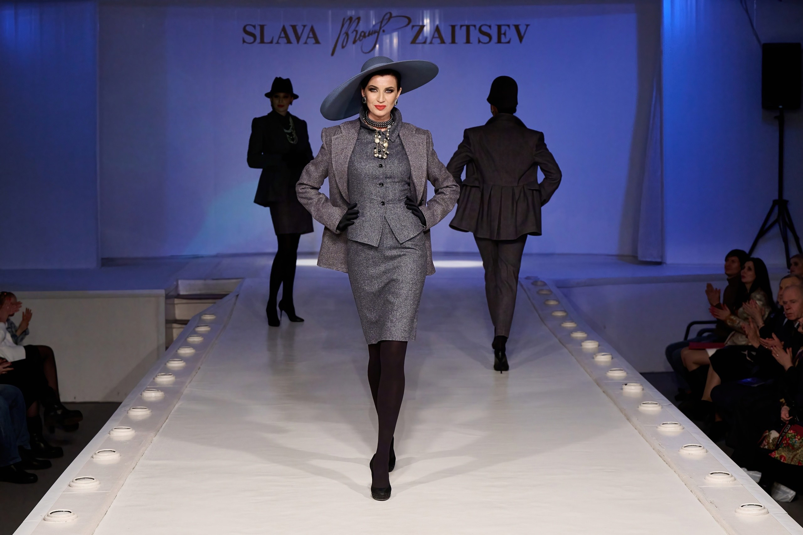 Последний показ Slava Zaitsev. 2 марта 2023. Дима Бабушкин. Фотограф. Подиум. Репортаж. Творчество. Дорого