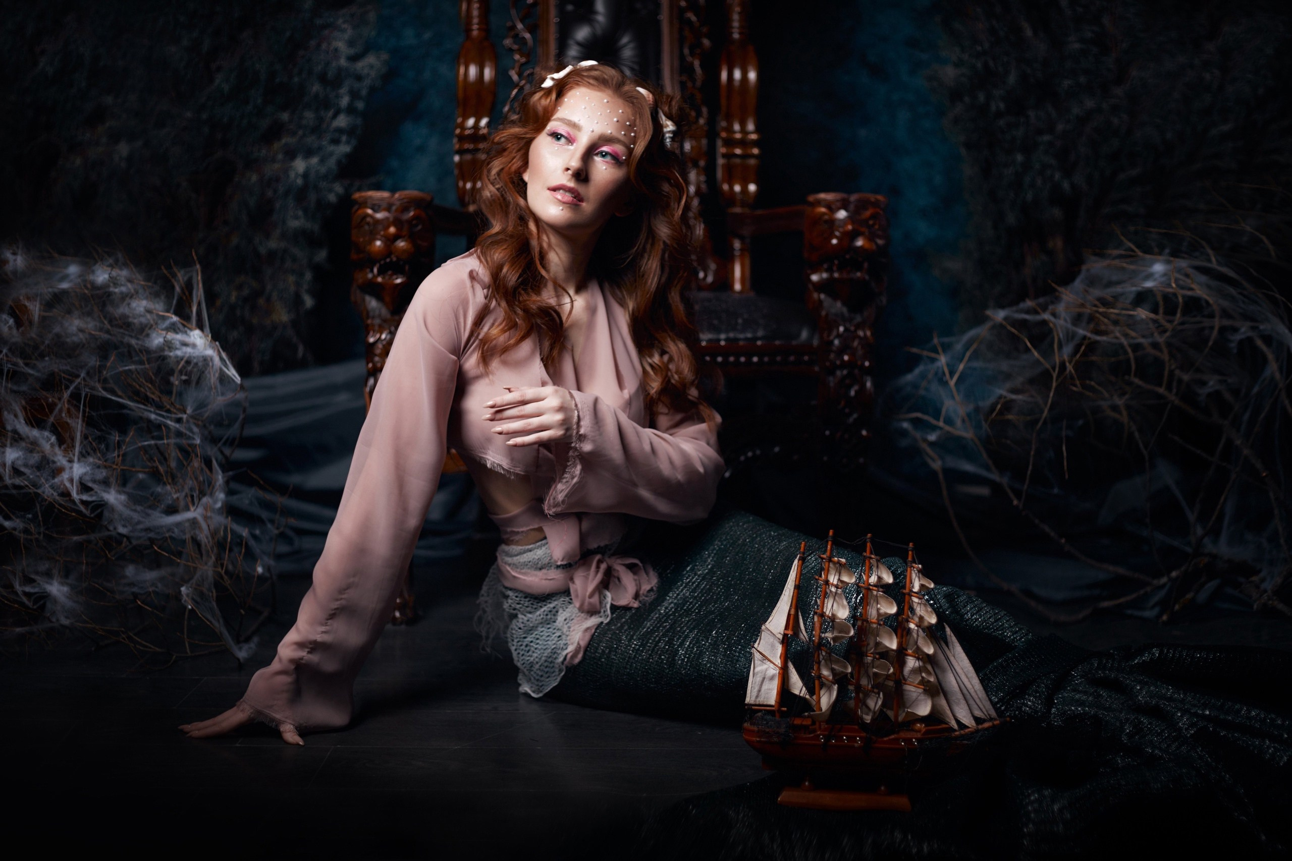 Контакты. Медиашкола Факультет — сеть фотошкол, в которой преподают профессиональные практикующие фотографы с огромным опытом!