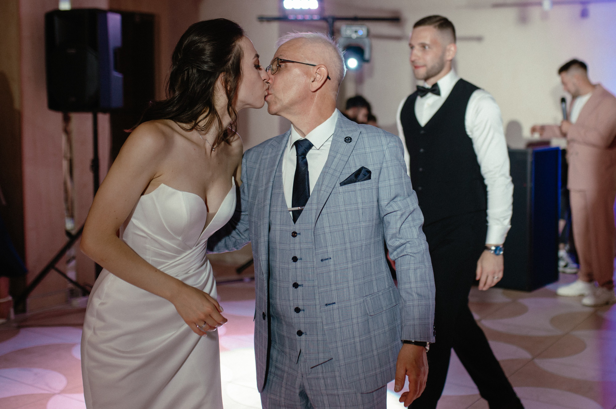 03.08.2024. RETOUCH-HOUSE