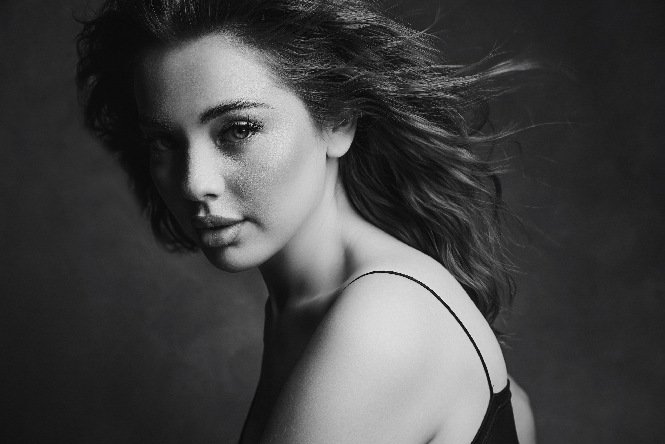 Студийная фотосессия в Кургане. Свадебный и семейный фотограф Любава в Кургане