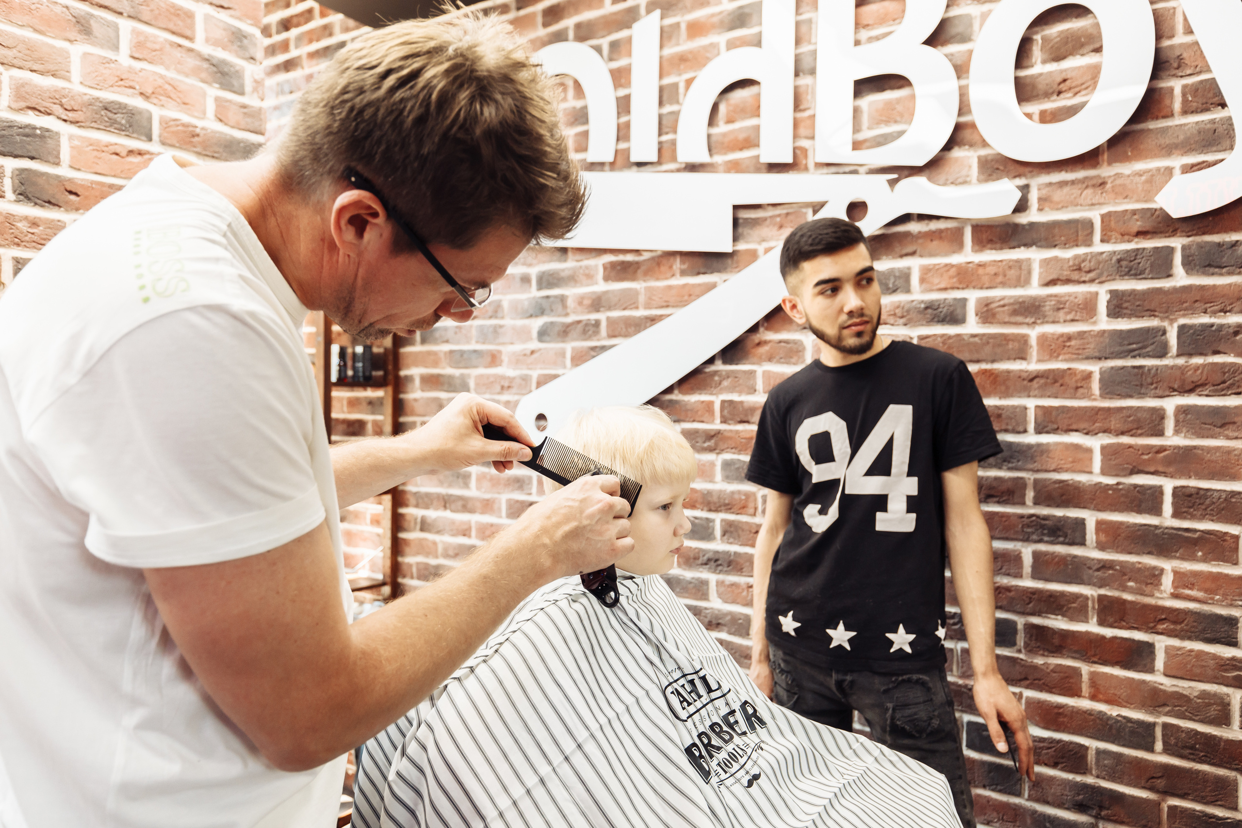 OldBoy Barbershop. Свадебный и репортажный фотограф Виталий Кислицын