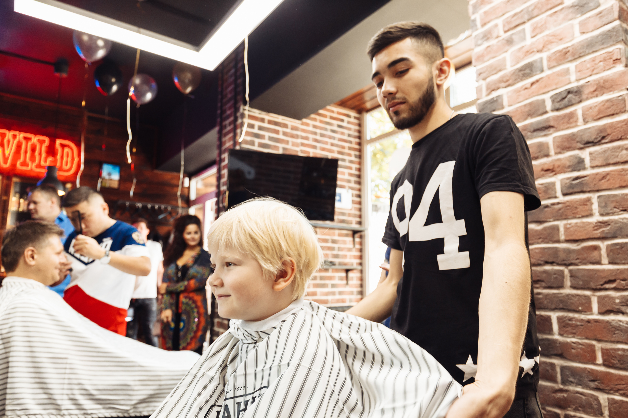 OldBoy Barbershop. Свадебный и репортажный фотограф Виталий Кислицын