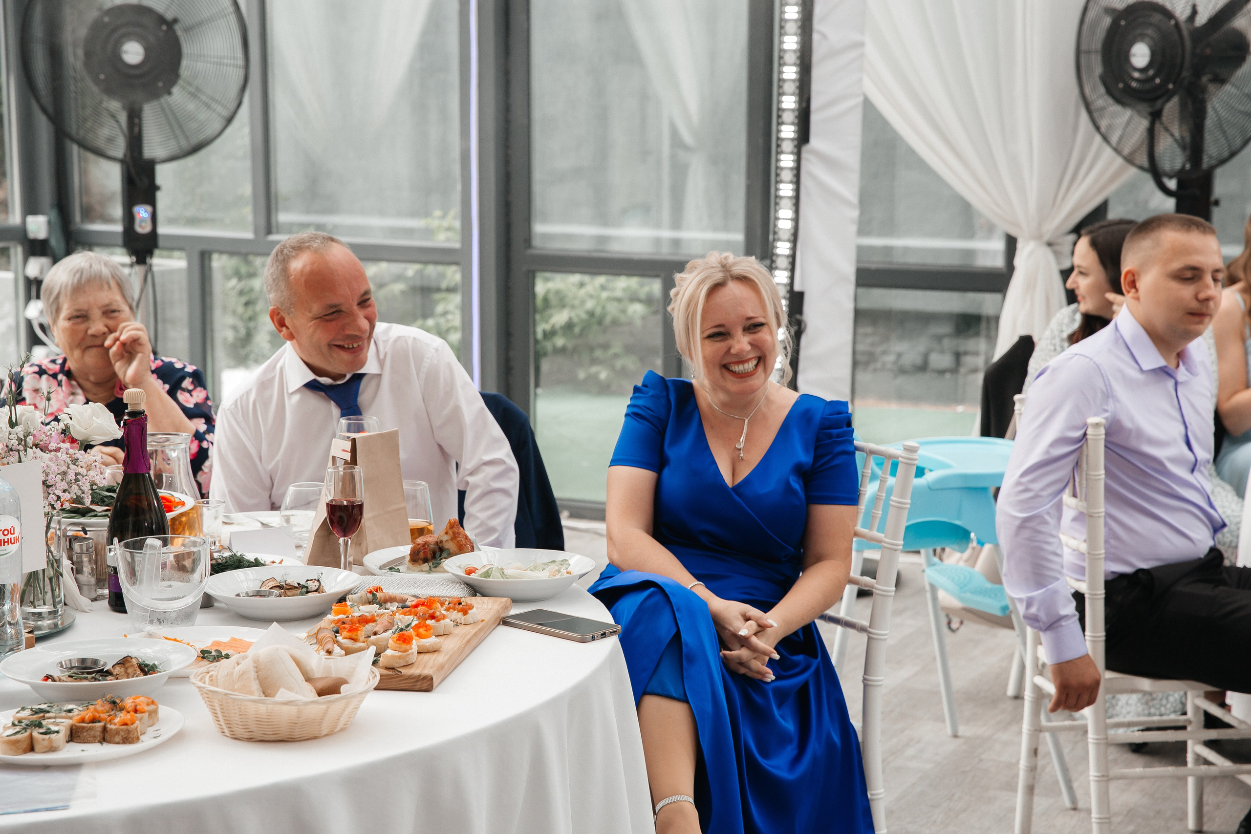 А&А — фотосессия на стадионе. Свадебный фотограф в Оренбурге Илья Володьков