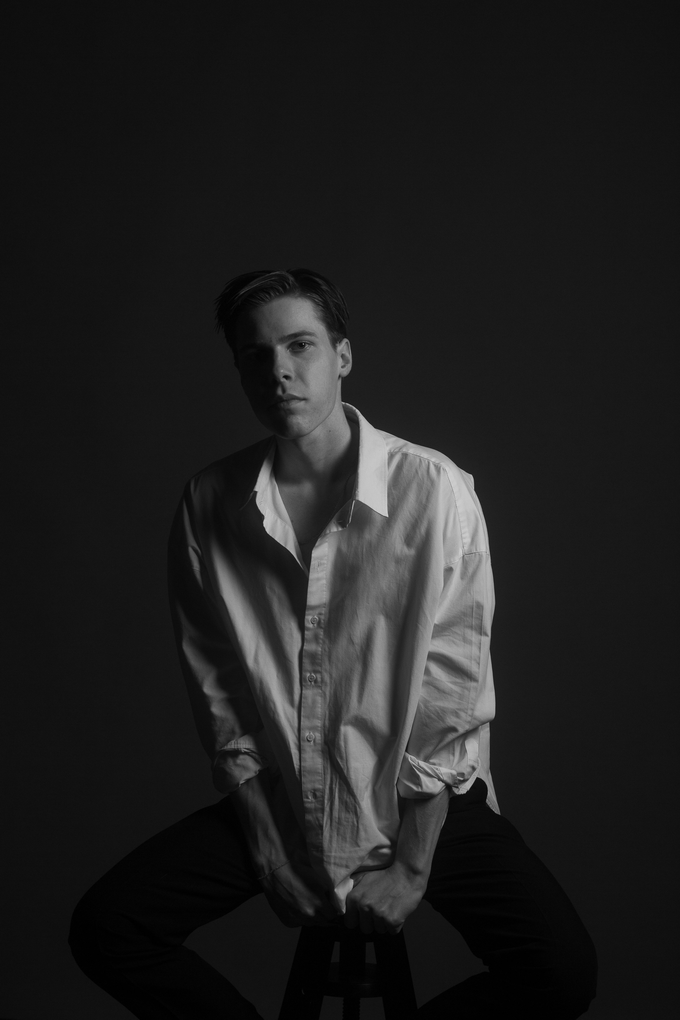 Макар, актер рекламы. Контент-фотограф для творческих единиц и мастеров в Санкт-Петербурге