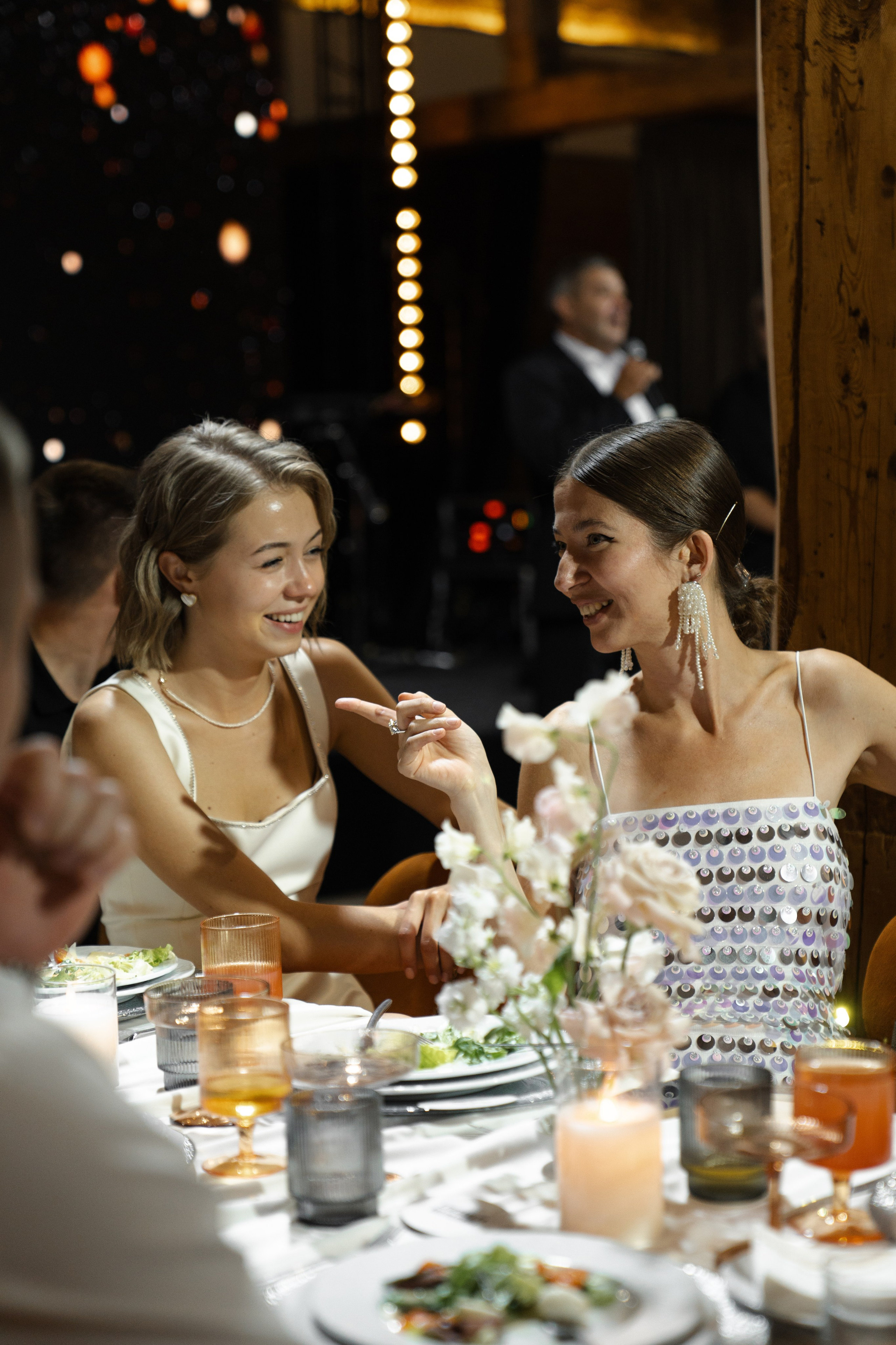 «комфорлабельно и эстетично». Свадебный фотограф Наташа Брифли