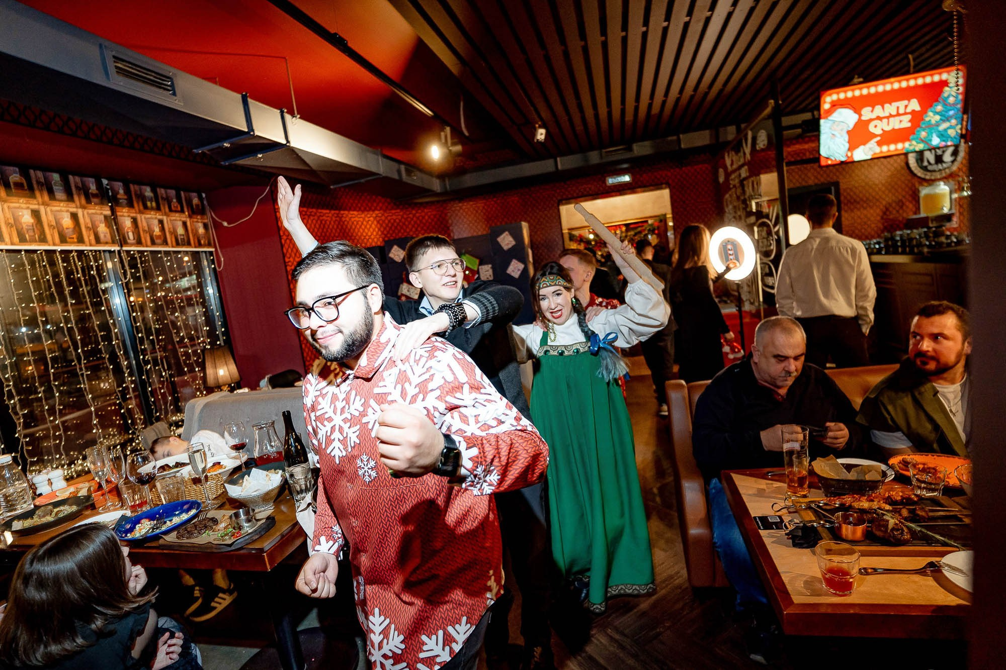 Новый год 2024 в Peoples. Сергей Кошкин. Репортажная и ивент-фотография в Сургуте