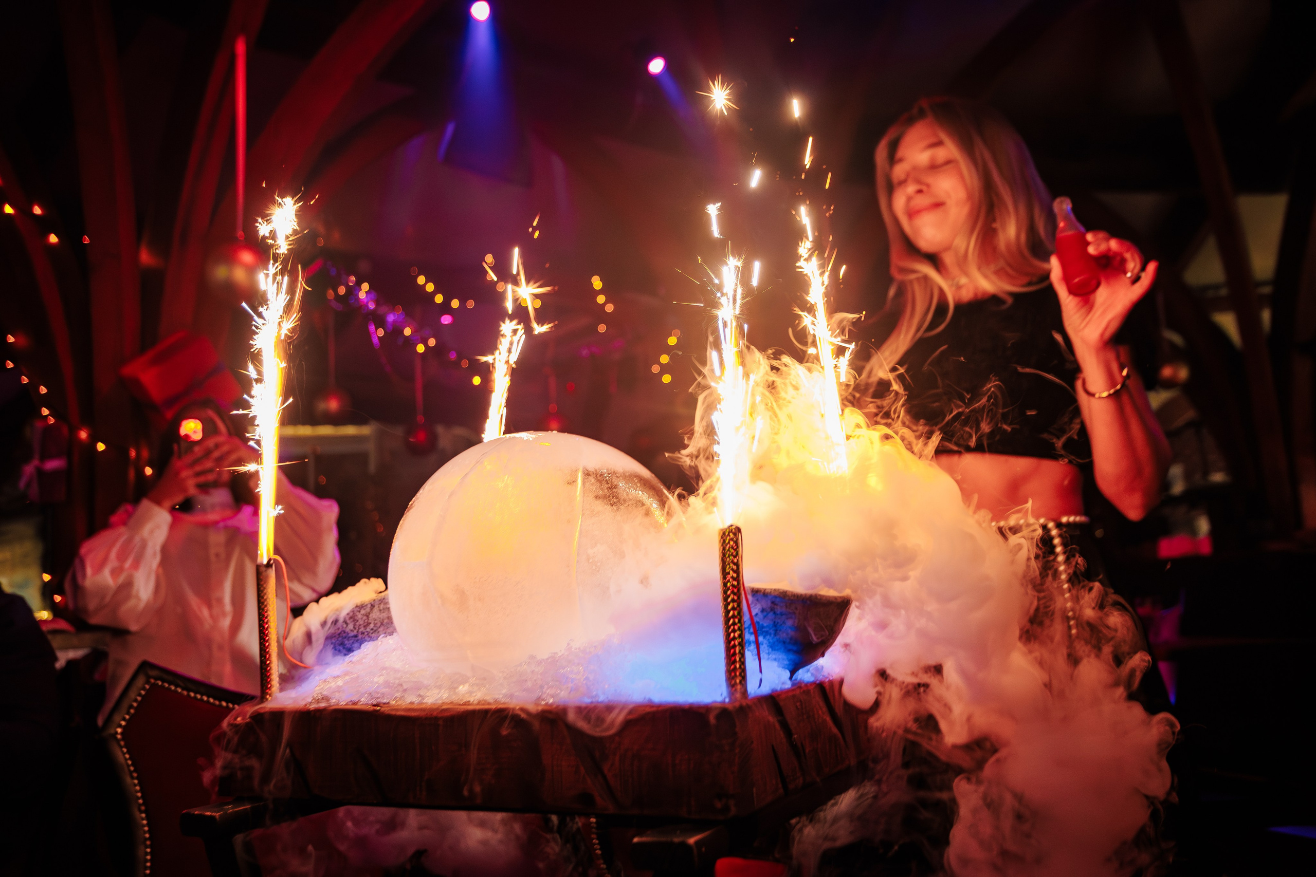 Городской корпоратив в PTIZZA_Ялта_29.12.2025. Аминов Руслан | Фотограф