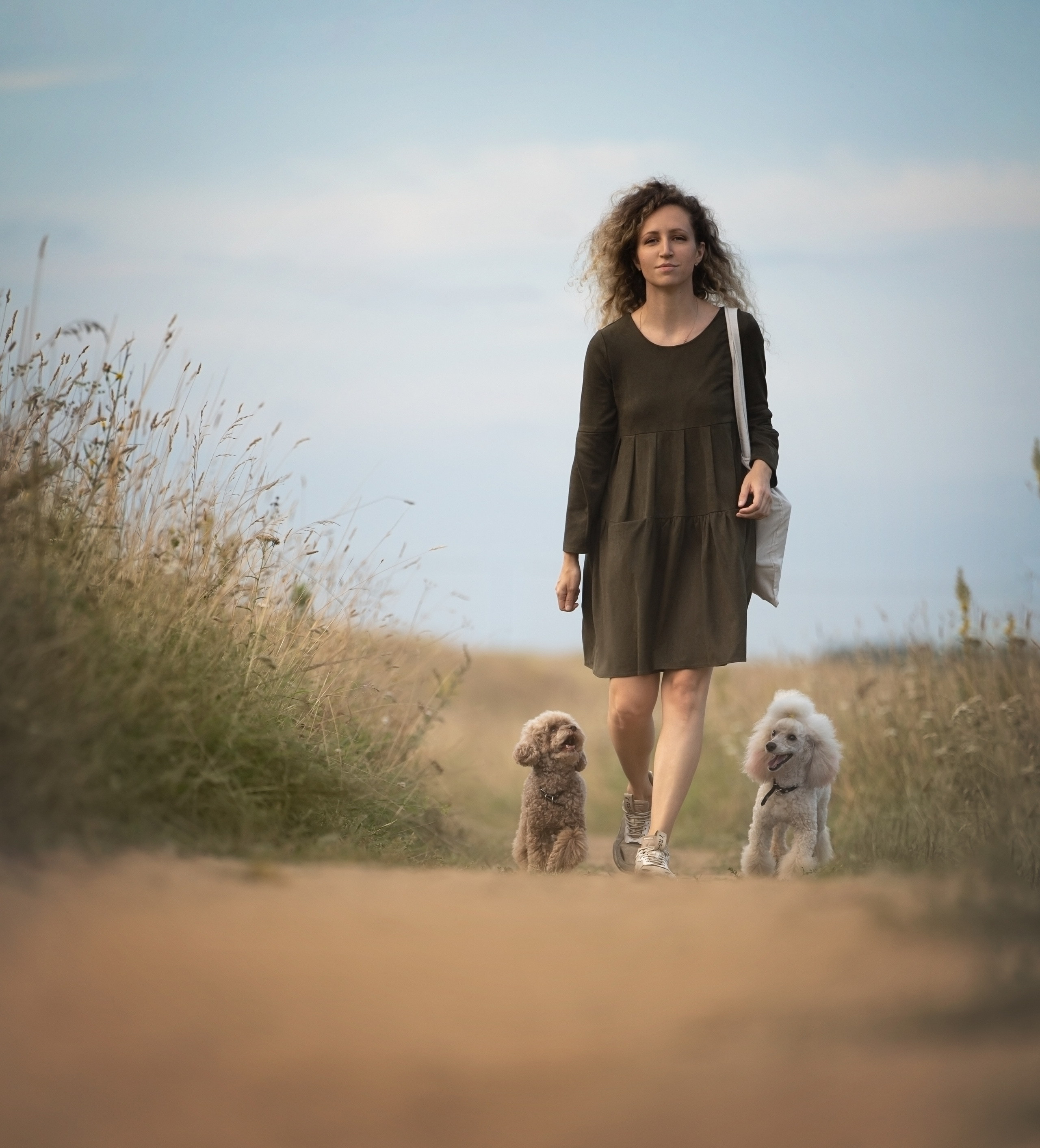 Кудрявая семья. Фотограф анималист