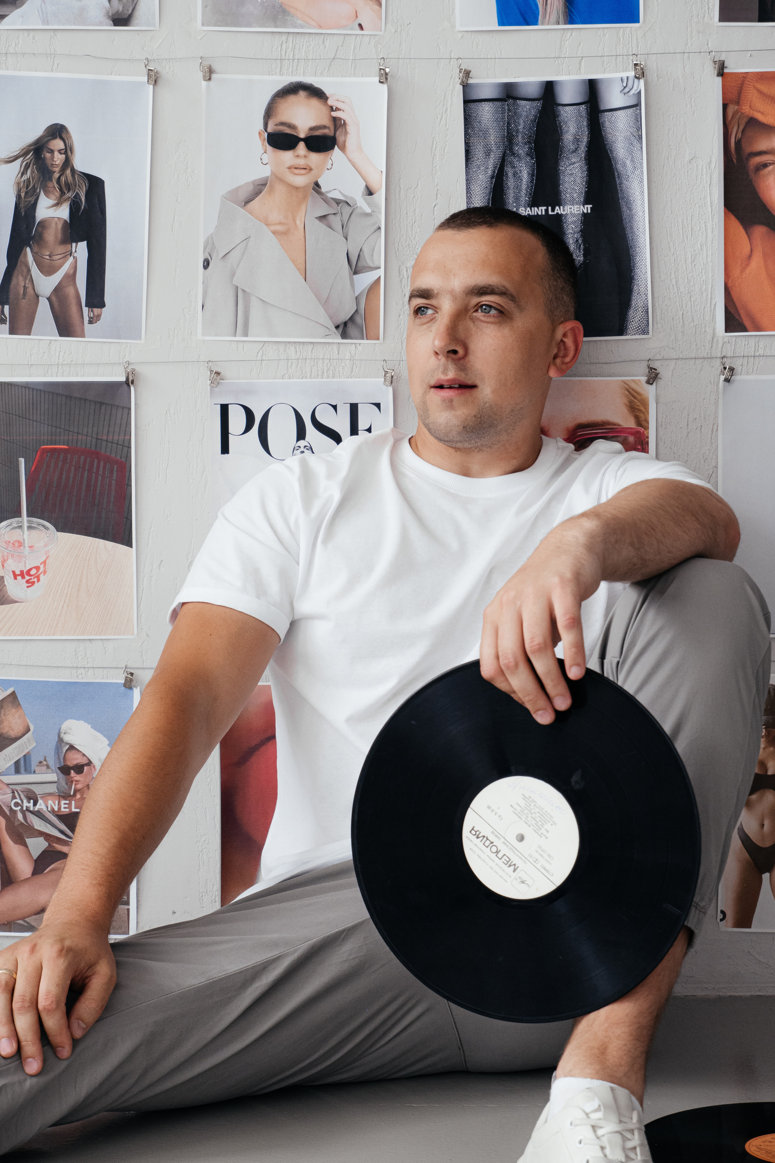 Андрей — контент для ди-джея